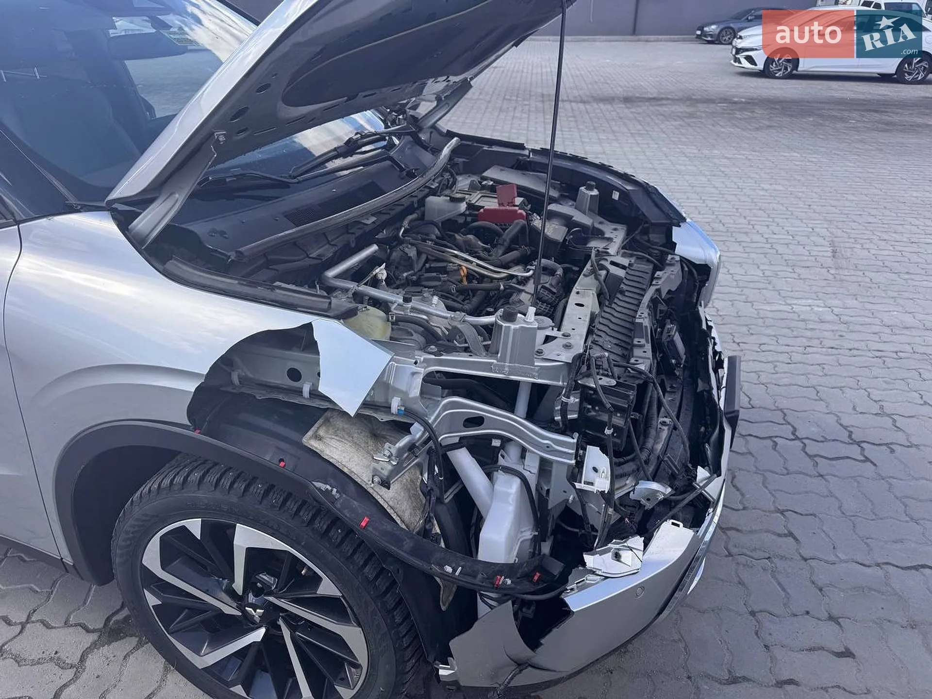 2021 Mitsubishi Outlander - мініатюра 26
