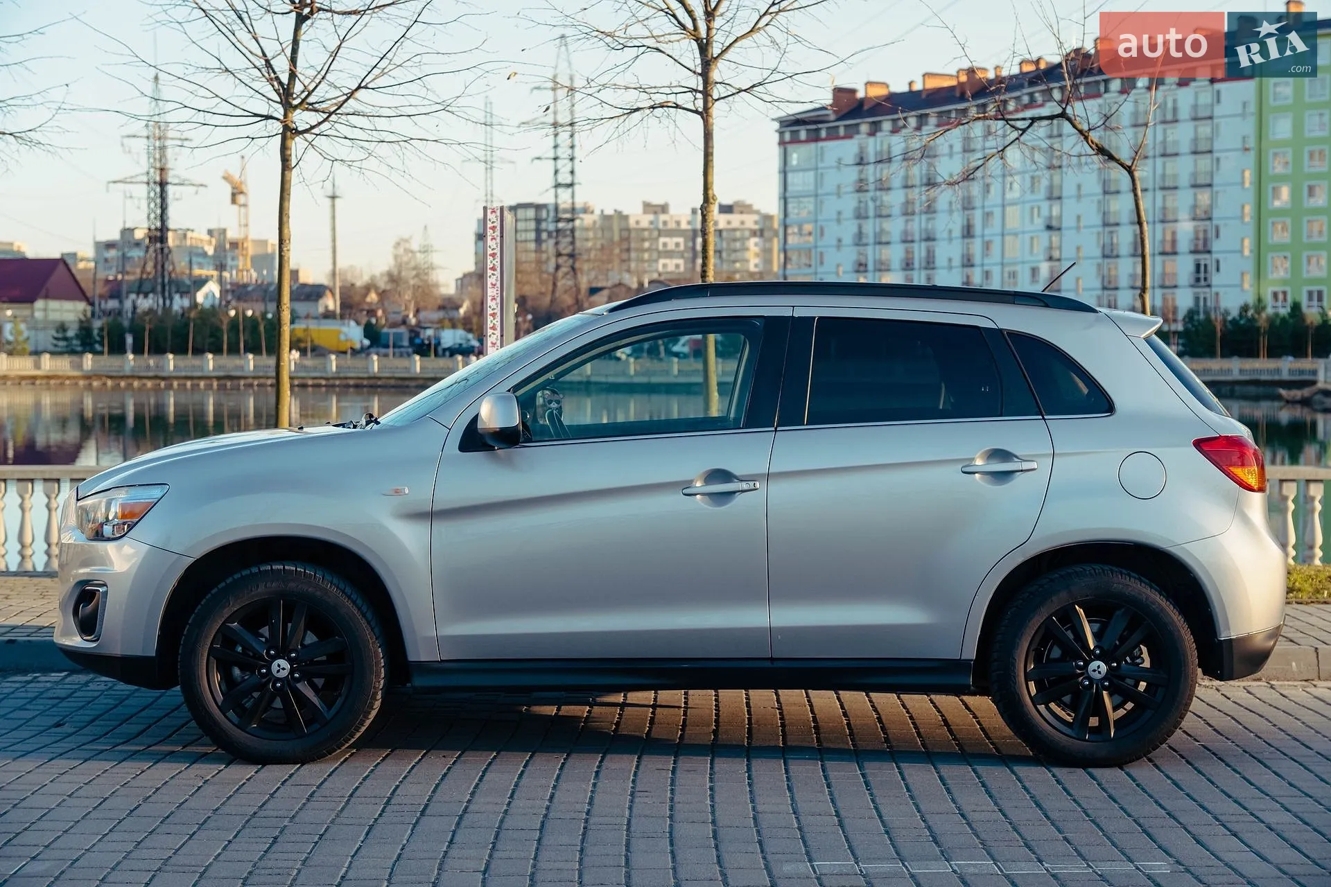 2012 Mitsubishi Outlander - мініатюра 2
