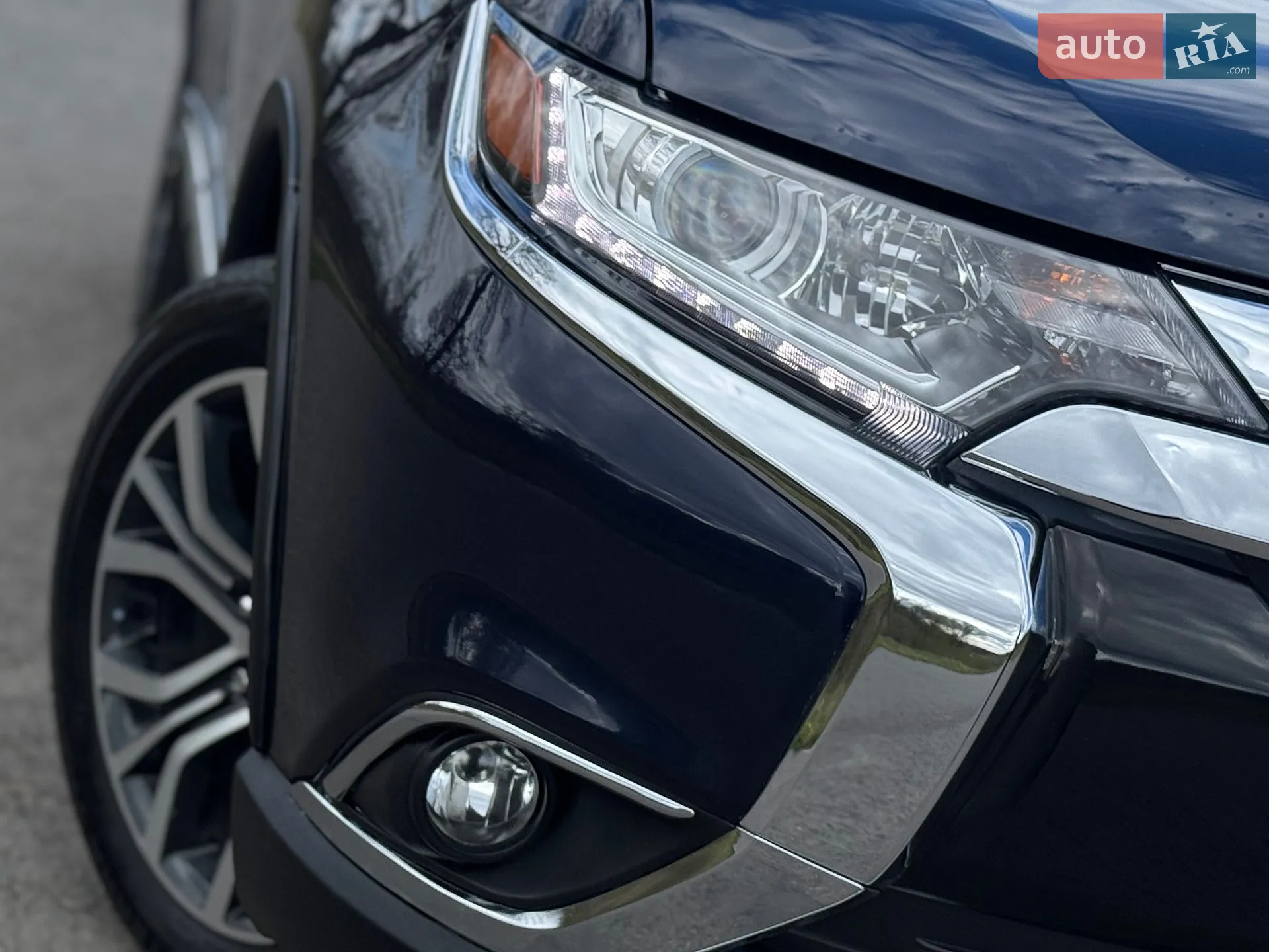 2018 Mitsubishi Outlander - мініатюра 8