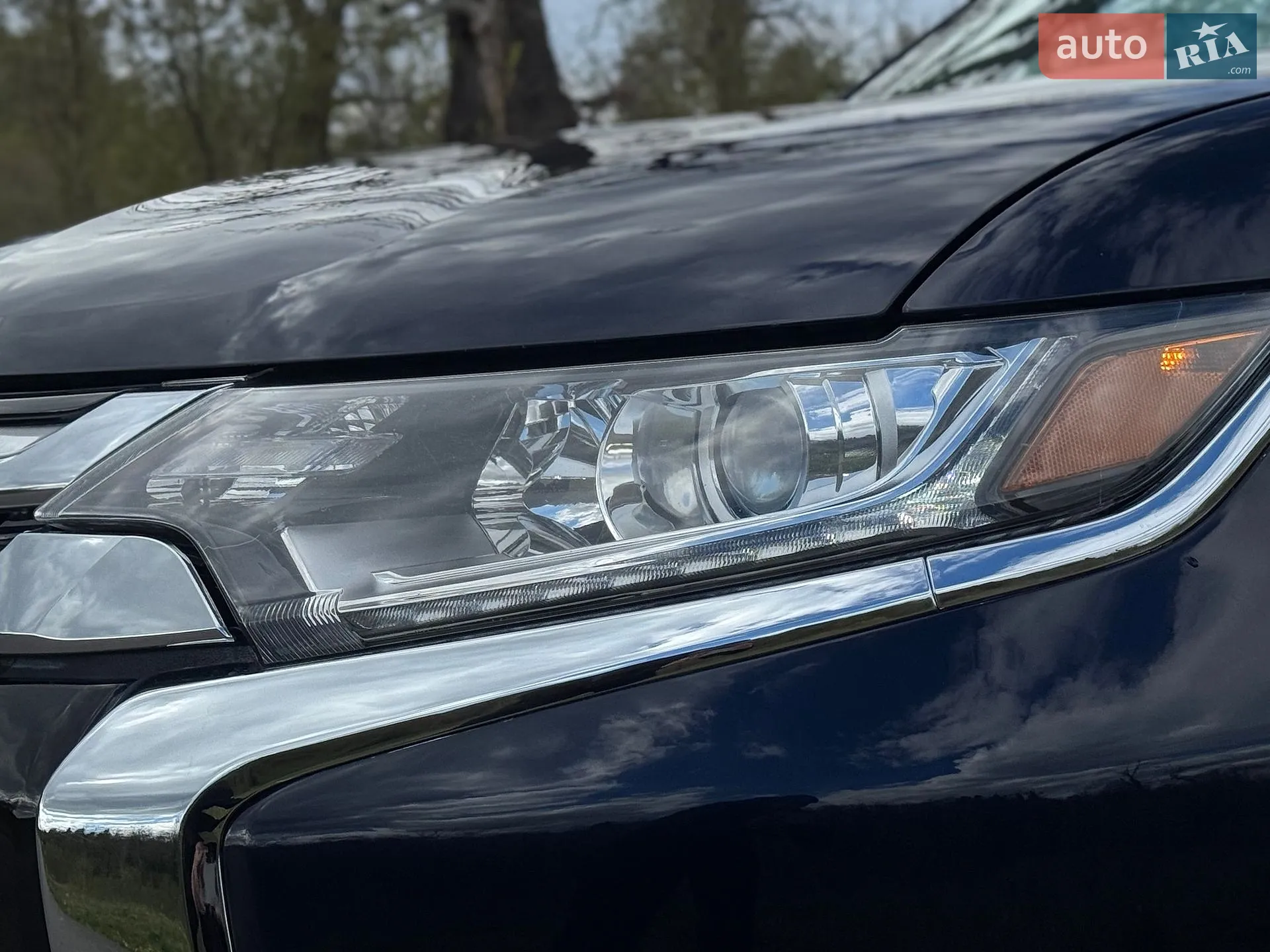2018 Mitsubishi Outlander - мініатюра 16