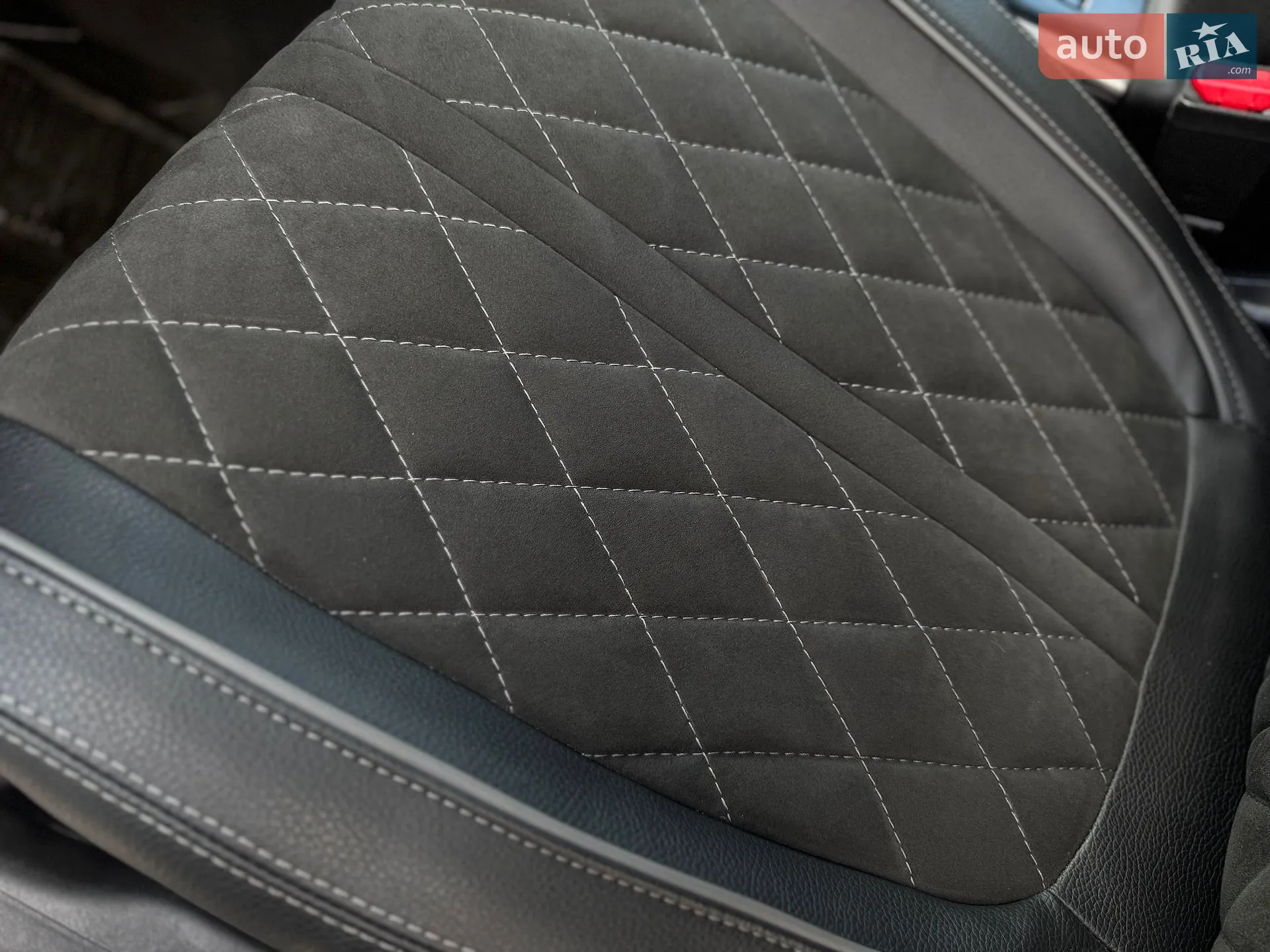 2018 Mitsubishi Outlander - мініатюра 39