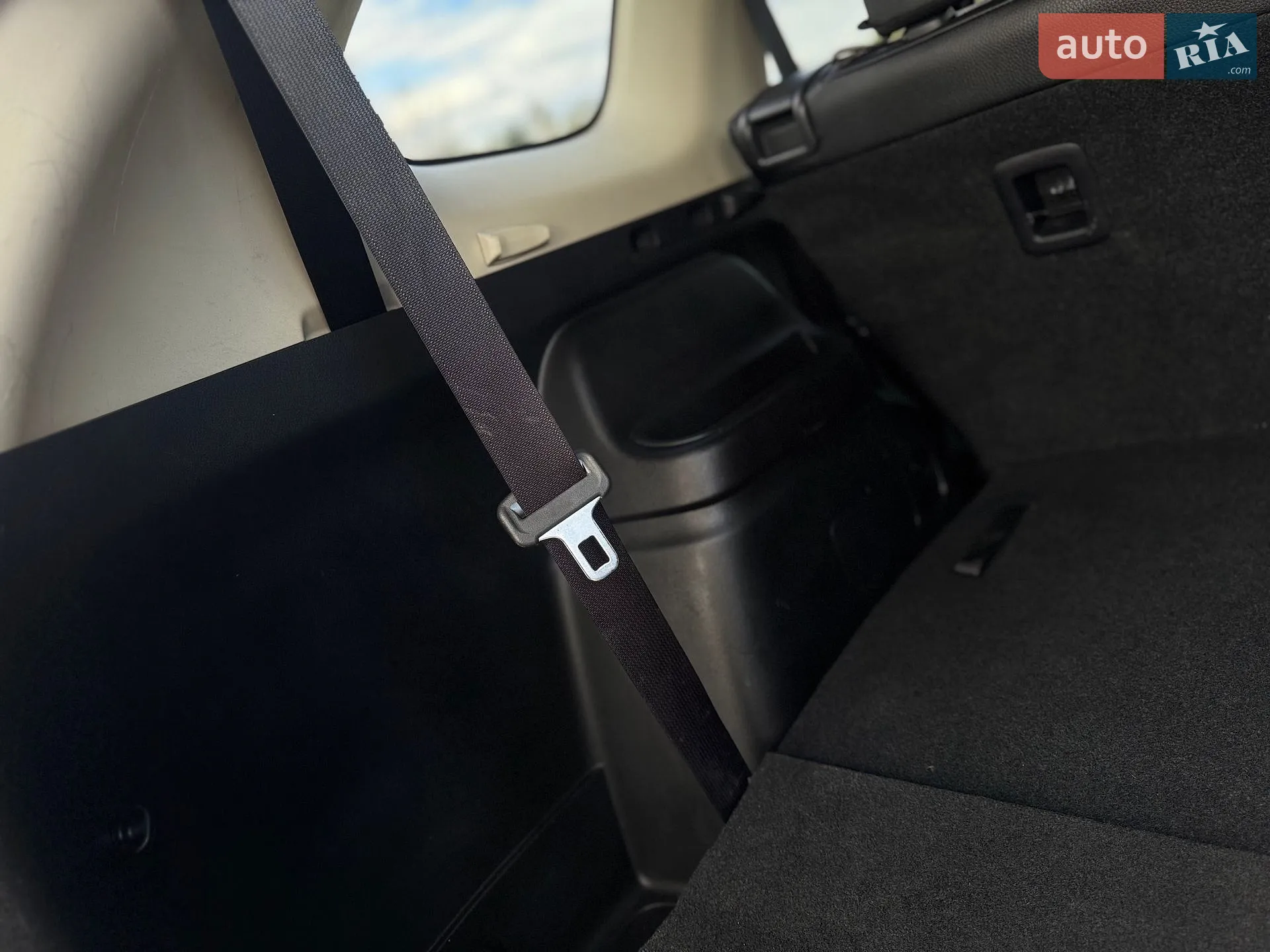 2018 Mitsubishi Outlander - мініатюра 90