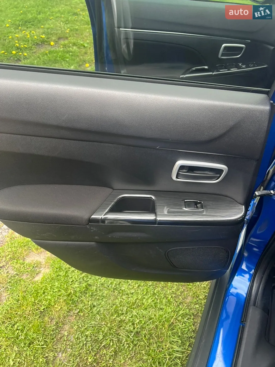 2014 Mitsubishi Outlander - мініатюра 11
