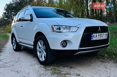 Внедорожник / Кроссовер Mitsubishi Outlander 2011 в Василькове