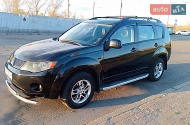 Внедорожник / Кроссовер Mitsubishi Outlander 2008 в Киеве