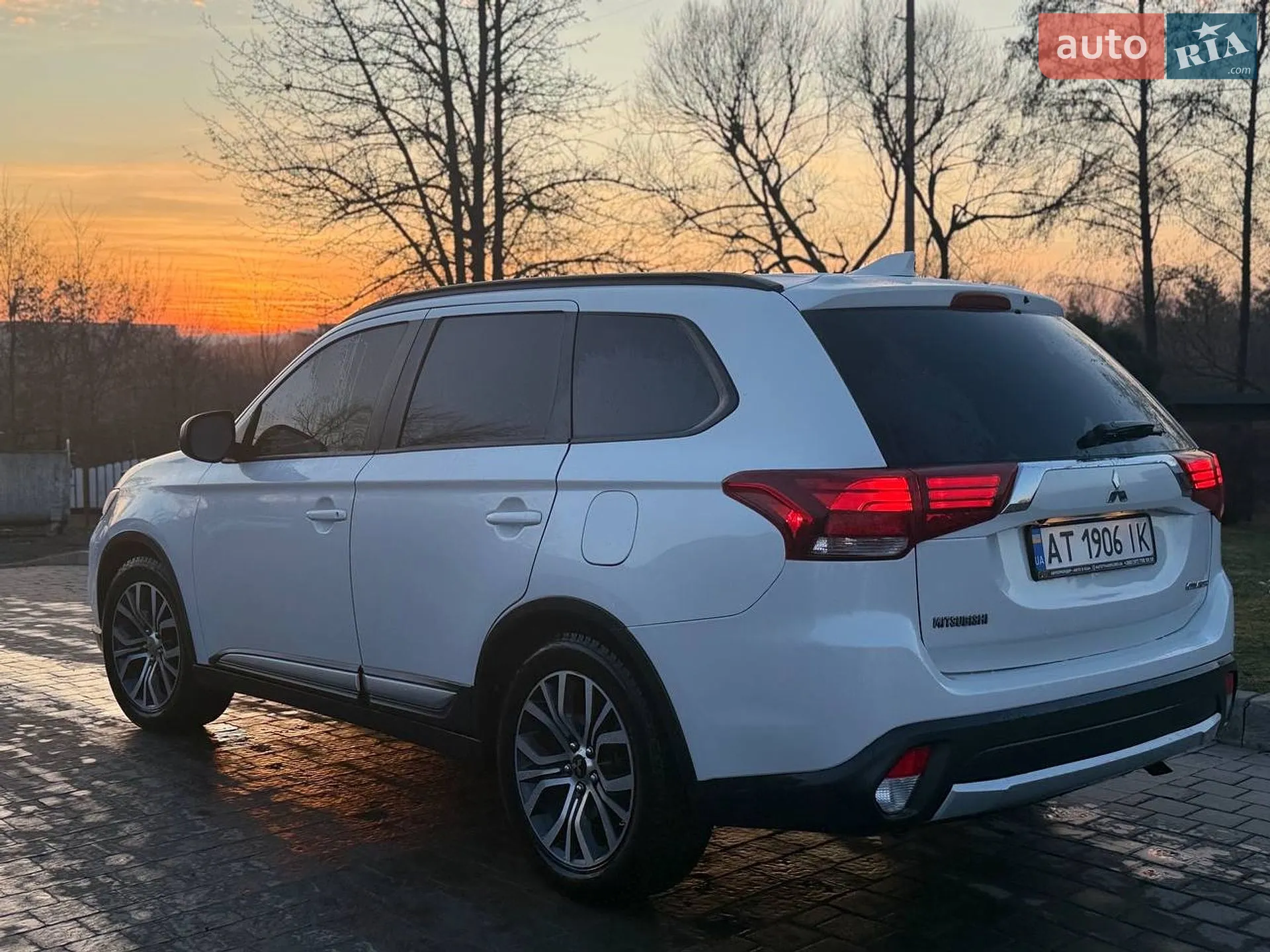 2018 Mitsubishi Outlander - мініатюра 4