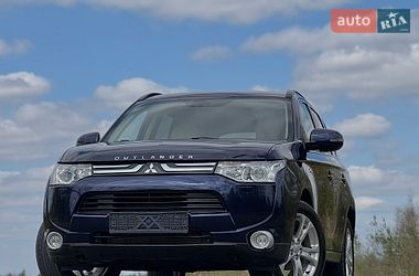 Внедорожник / Кроссовер Mitsubishi Outlander 2013 в Дрогобыче
