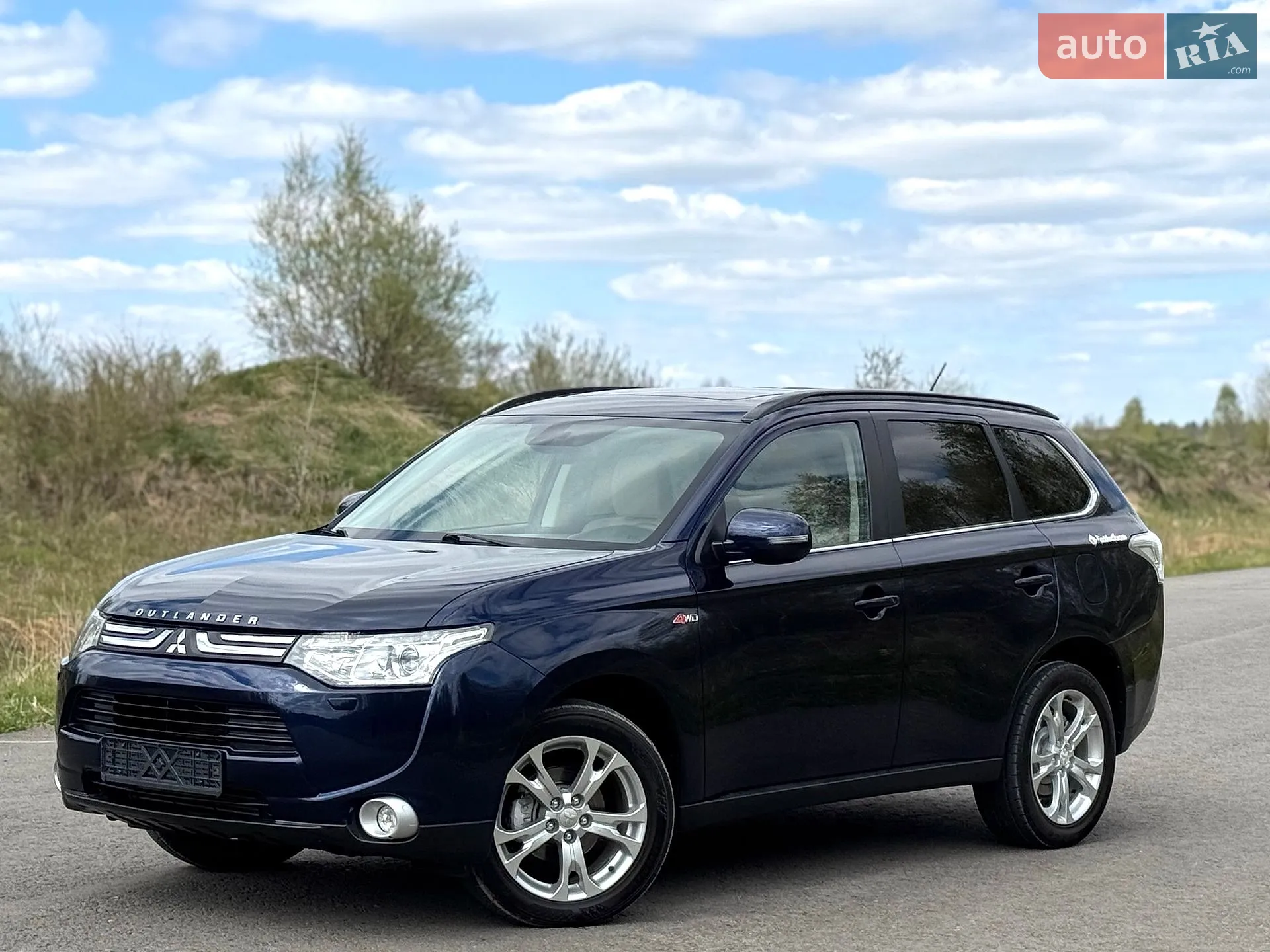 2013 Mitsubishi Outlander - мініатюра 11