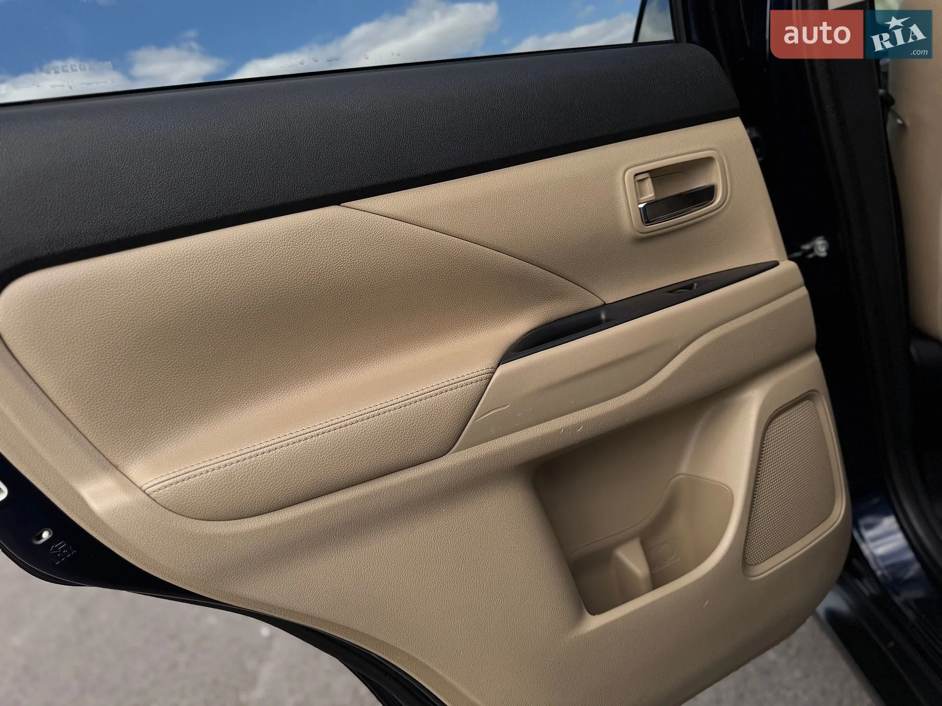 2013 Mitsubishi Outlander - мініатюра 96