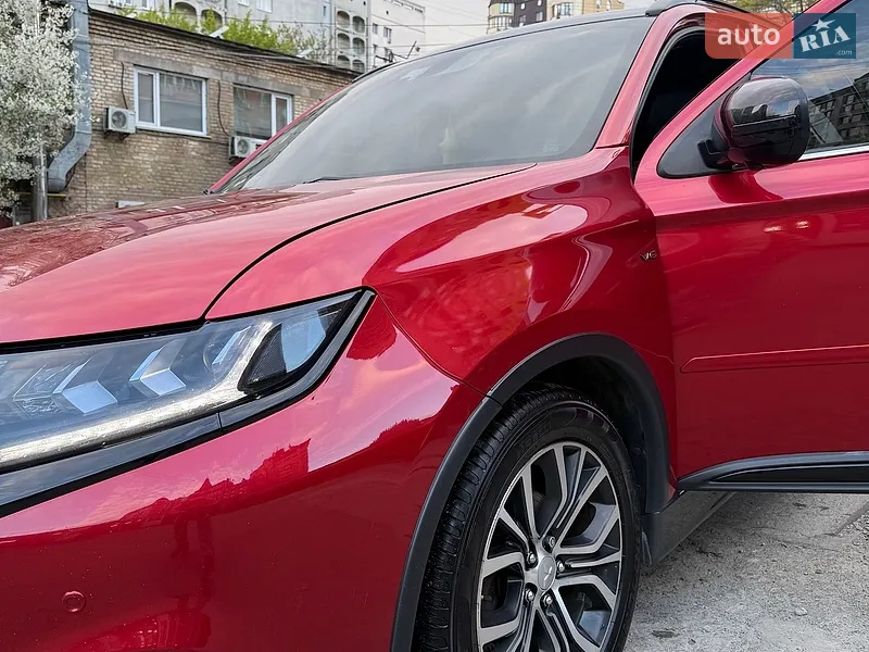 Mitsubishi Outlander 2016 VIN JA4JZ4AX3HZ019513 фото оголошення 4 з 83