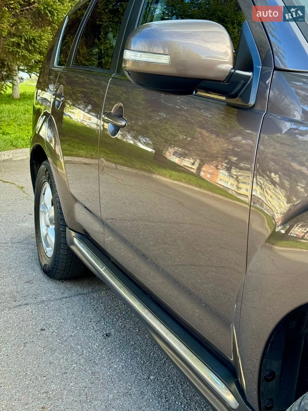 2010 Mitsubishi Outlander - мініатюра 10