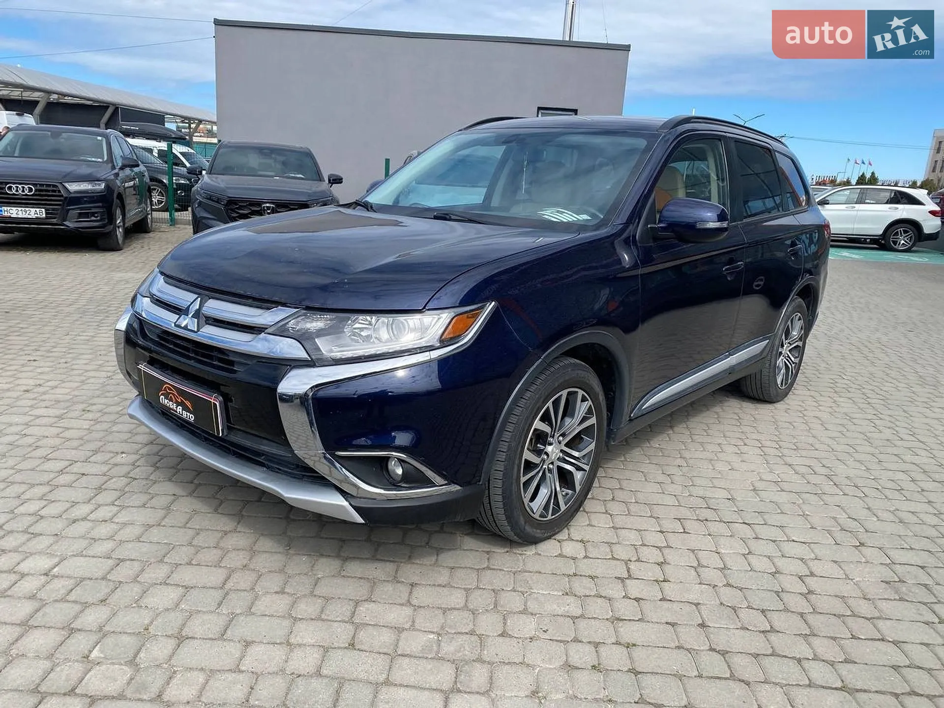 2015 Mitsubishi Outlander - мініатюра 3