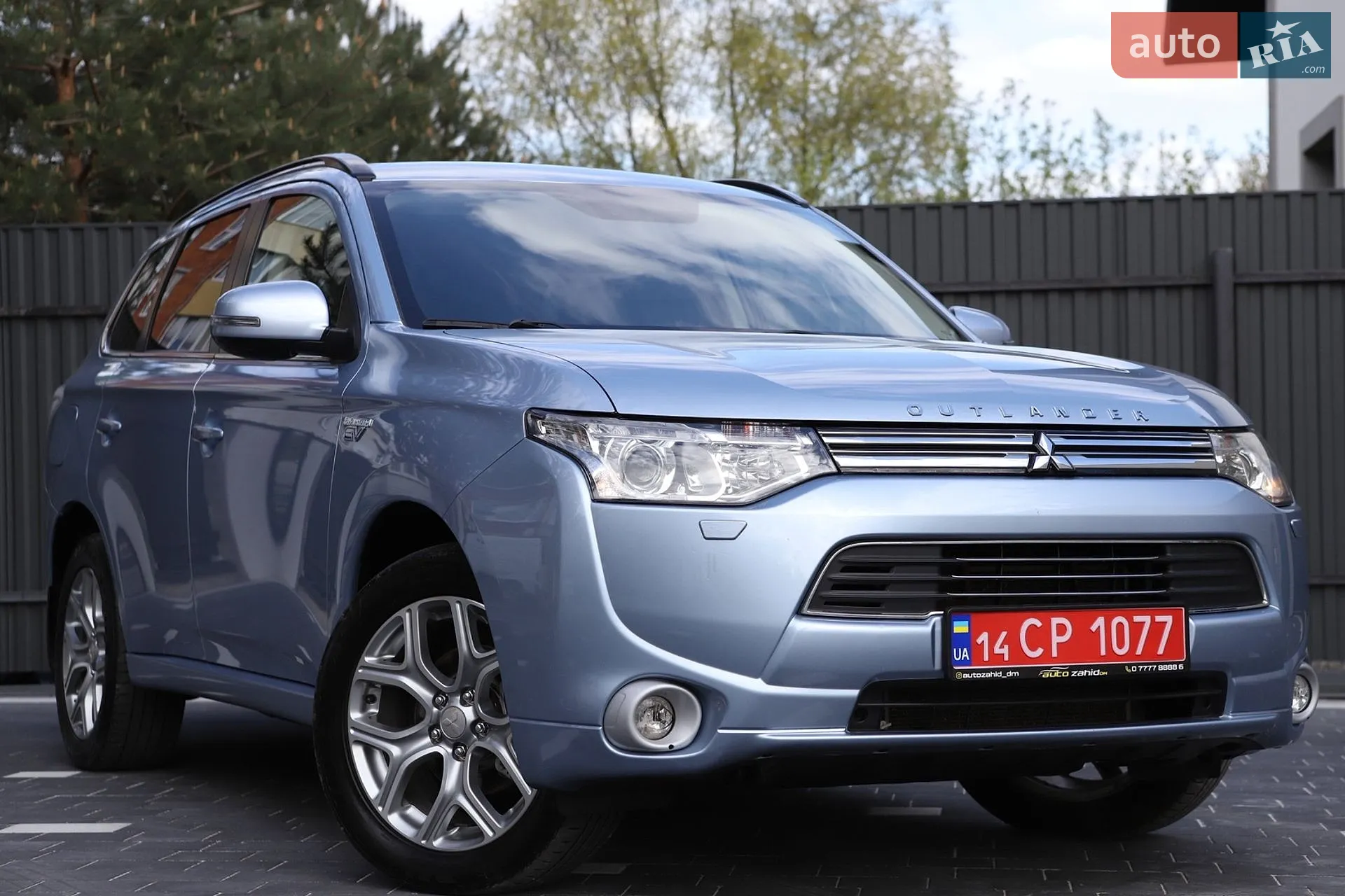 2014 Mitsubishi Outlander - мініатюра 2