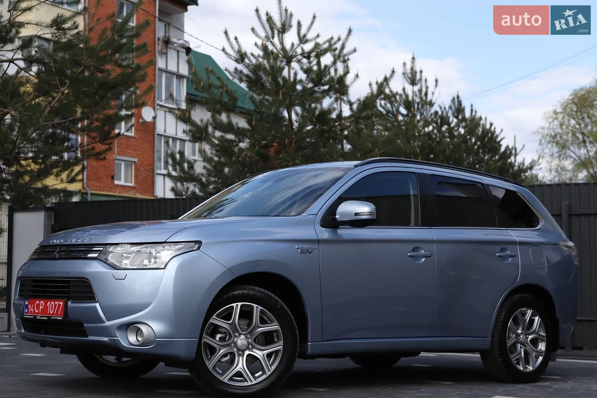 2014 Mitsubishi Outlander - мініатюра 3