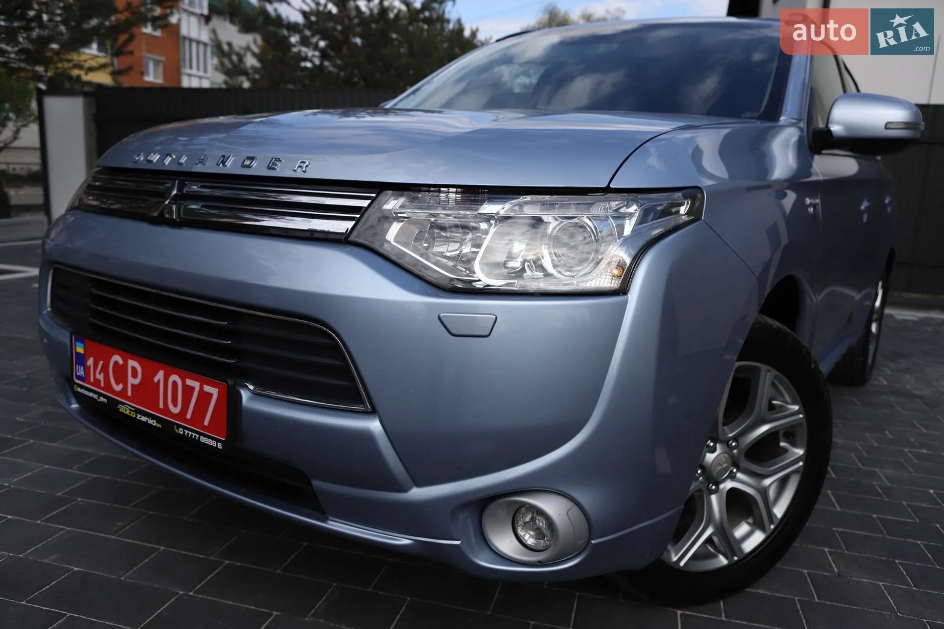 2014 Mitsubishi Outlander - мініатюра 12