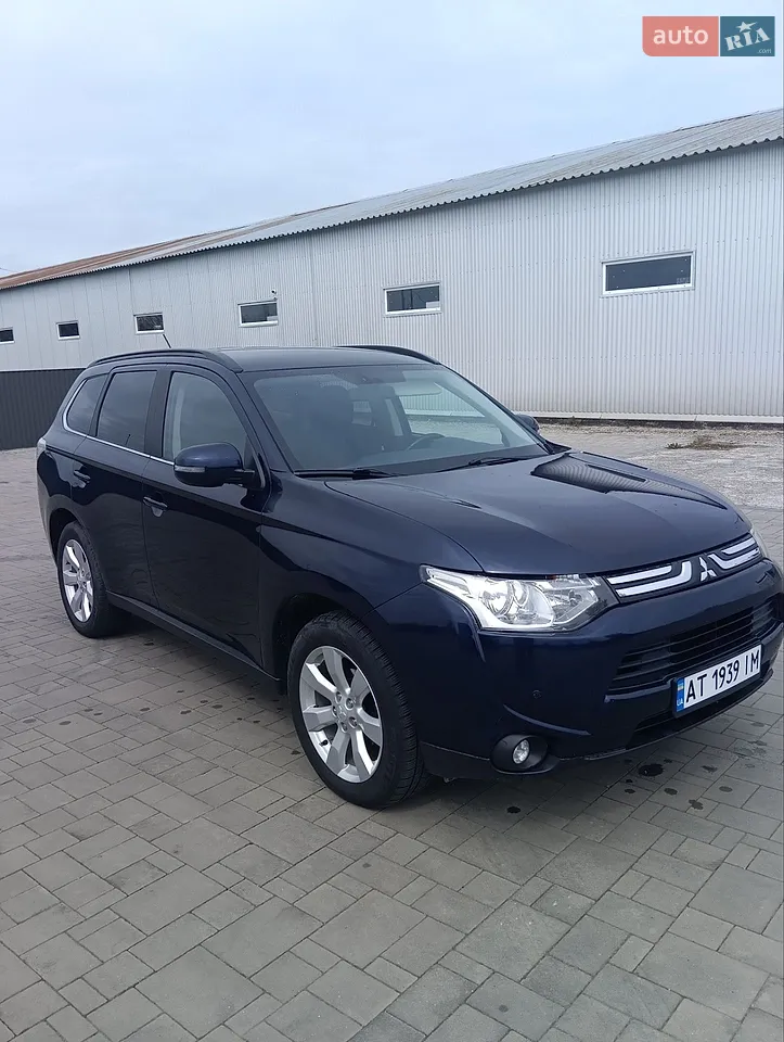 2012 Mitsubishi Outlander - мініатюра 18