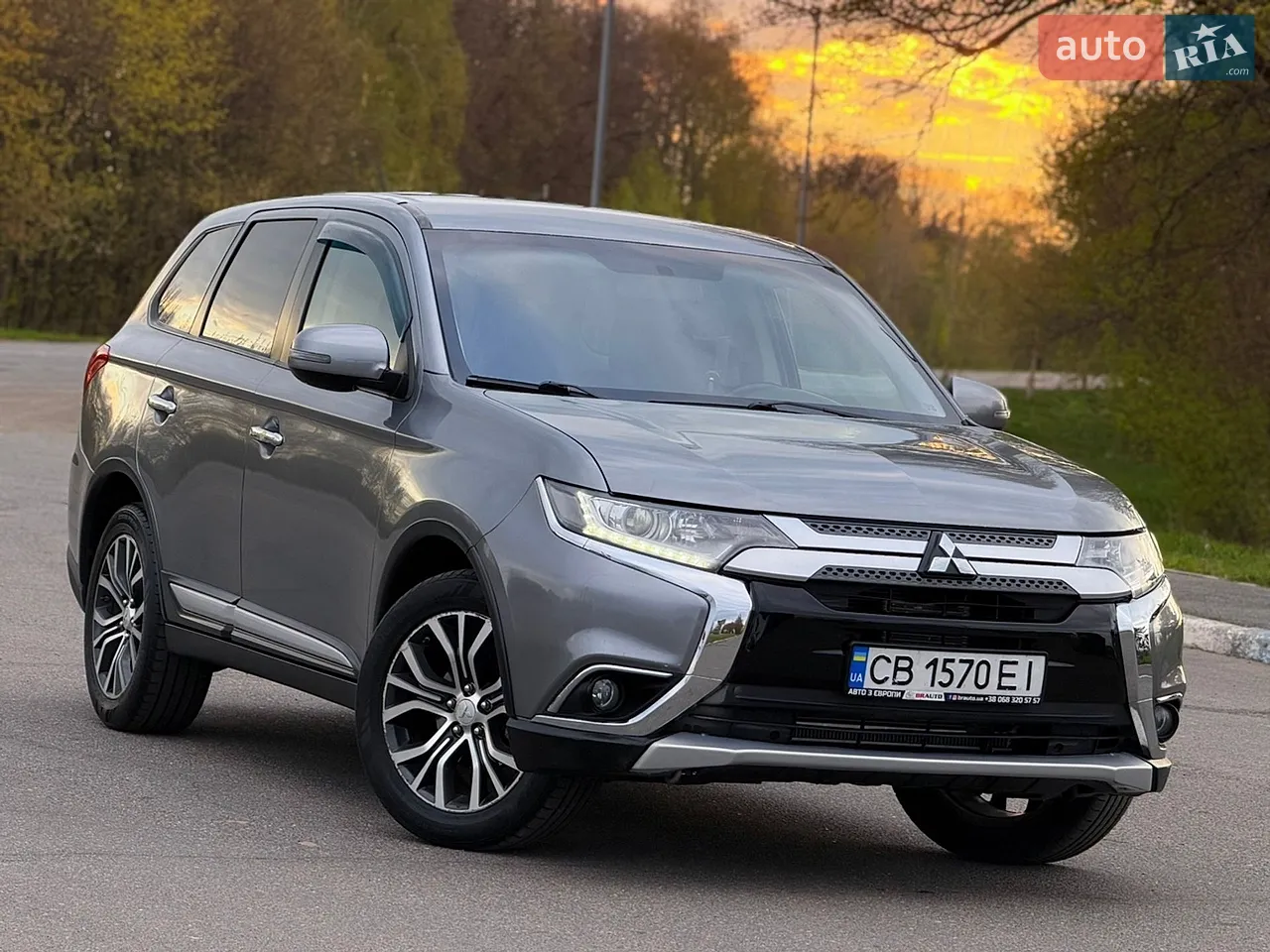 2014 Mitsubishi Outlander - мініатюра 13