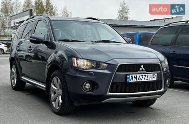 Позашляховик / Кросовер Mitsubishi Outlander 2011 в Житомирі