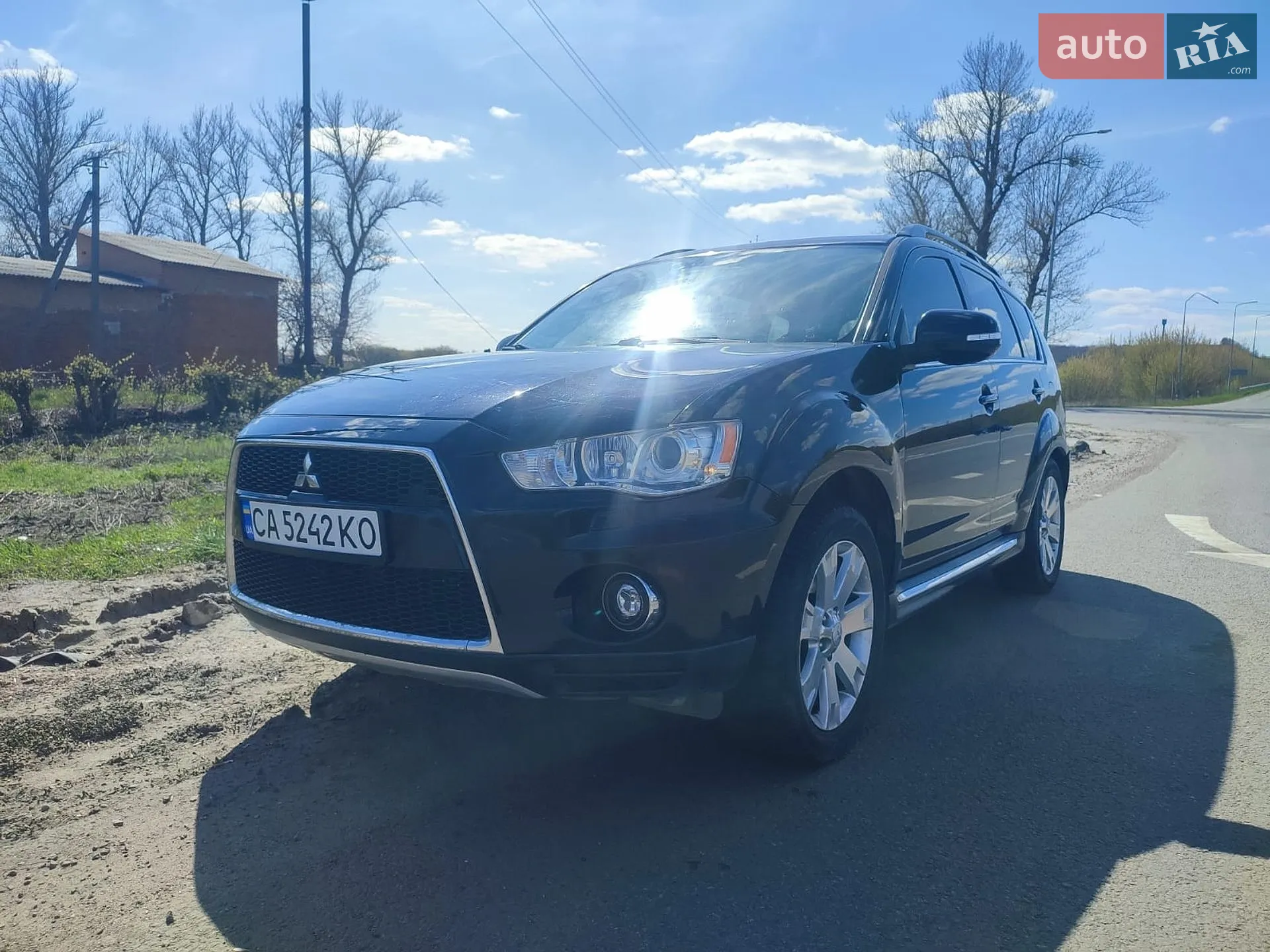 2010 Mitsubishi Outlander - фото 1