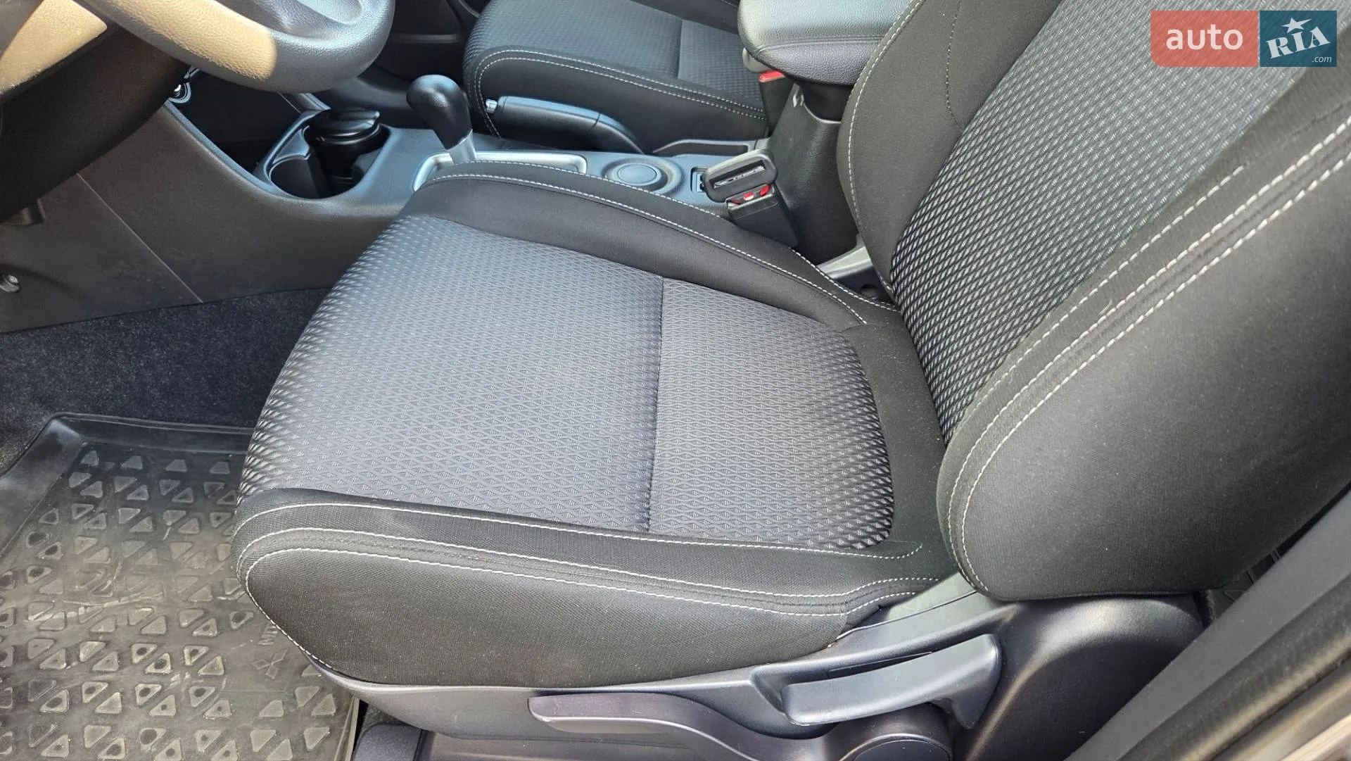 2016 Mitsubishi Outlander - мініатюра 49