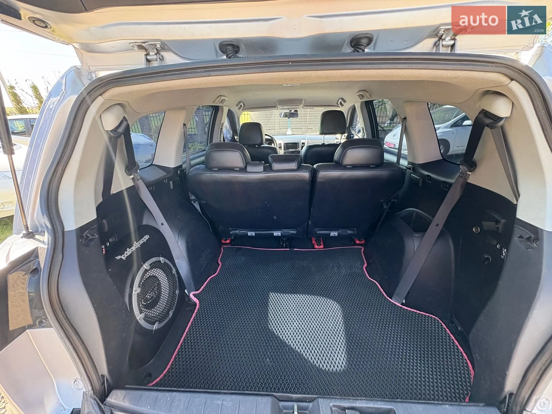 2010 Mitsubishi Outlander - мініатюра 19