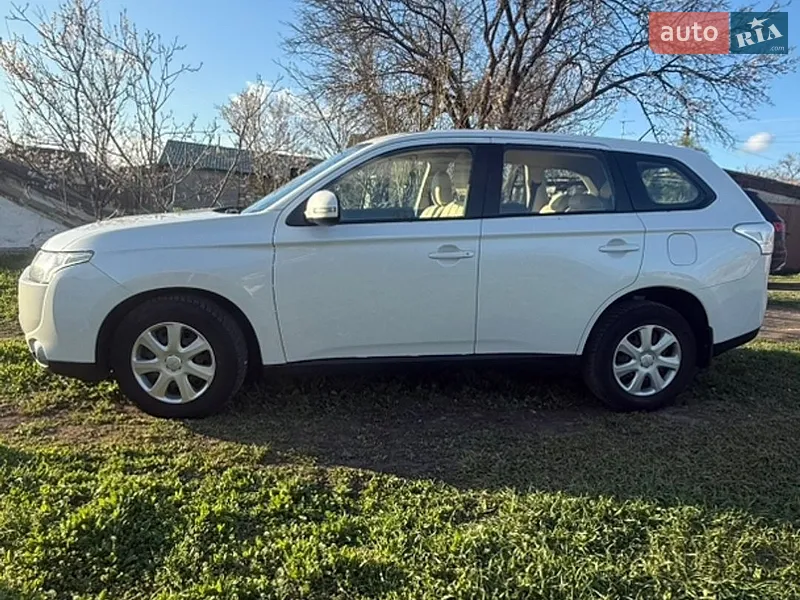 Mitsubishi Outlander