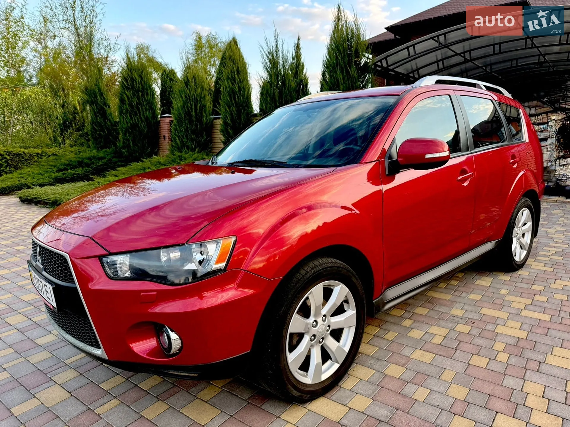 2010 Mitsubishi Outlander - мініатюра 12