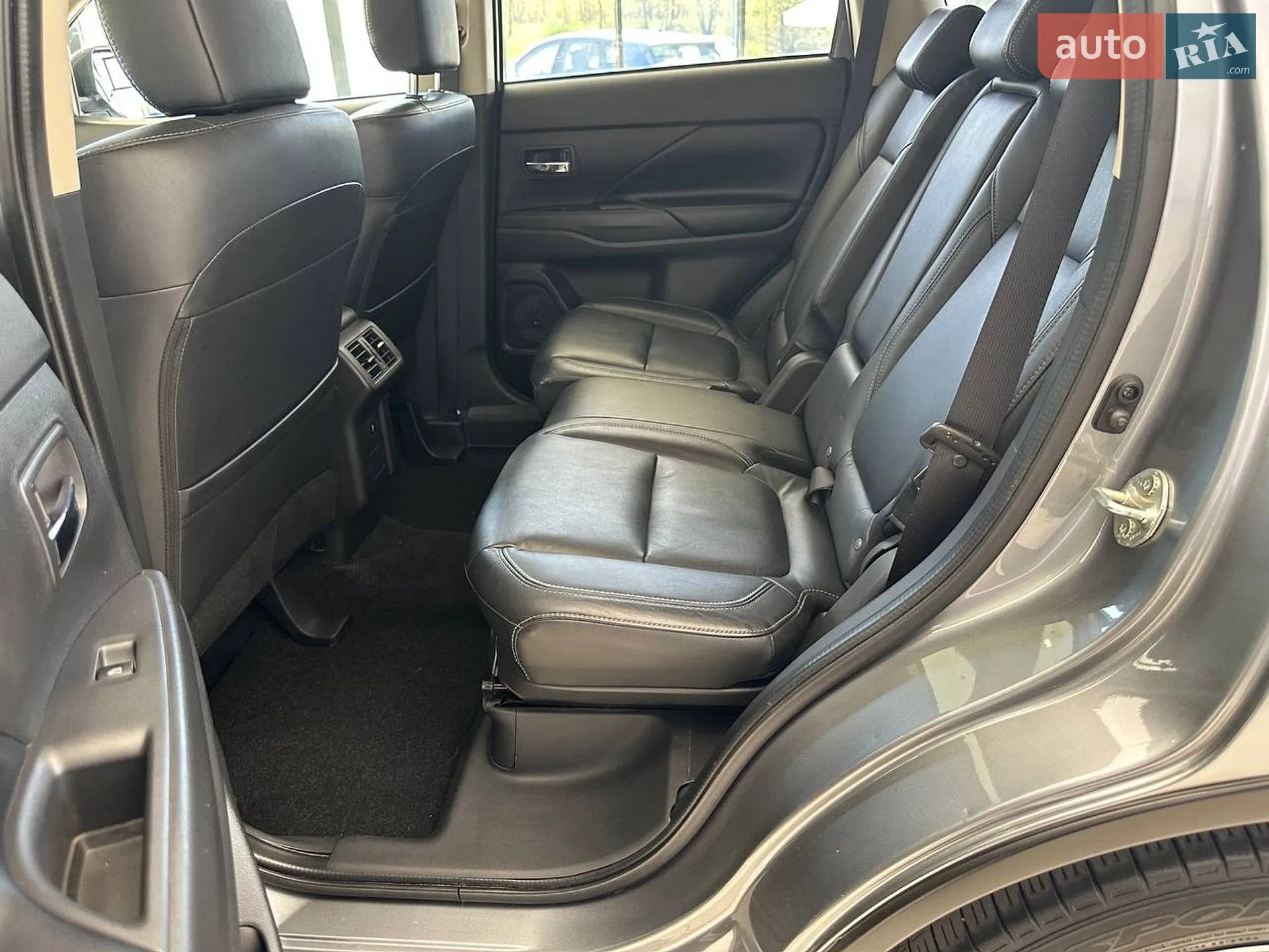 2020 Mitsubishi Outlander - мініатюра 82