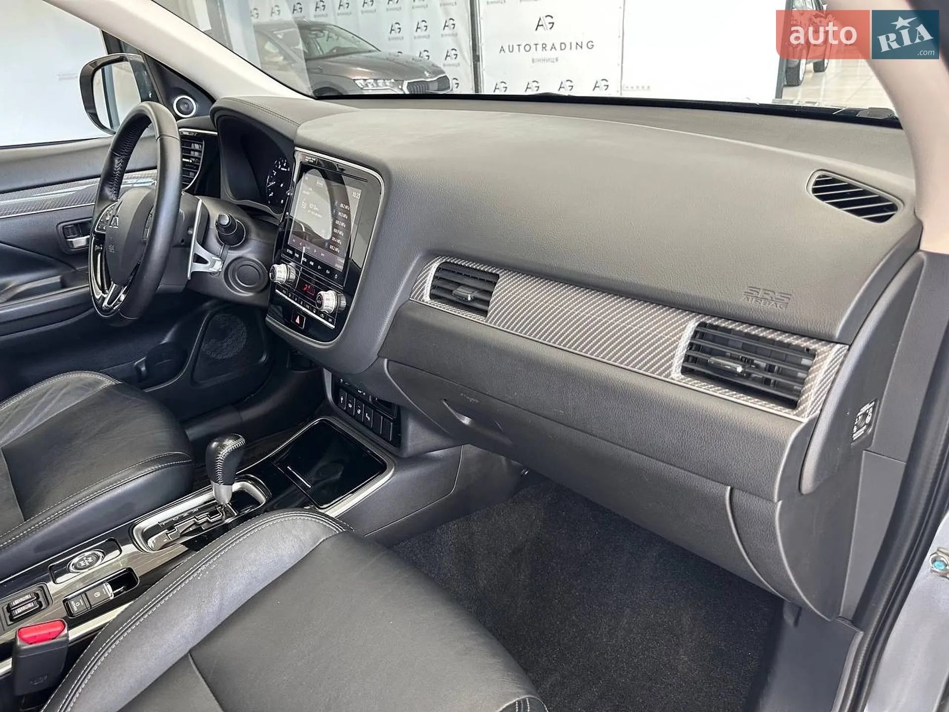 2020 Mitsubishi Outlander - мініатюра 74