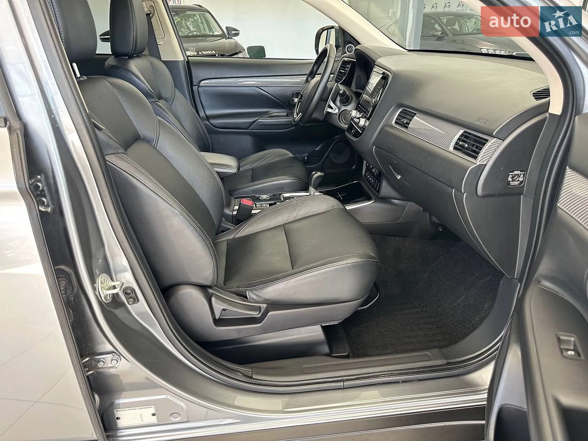 2020 Mitsubishi Outlander - мініатюра 70