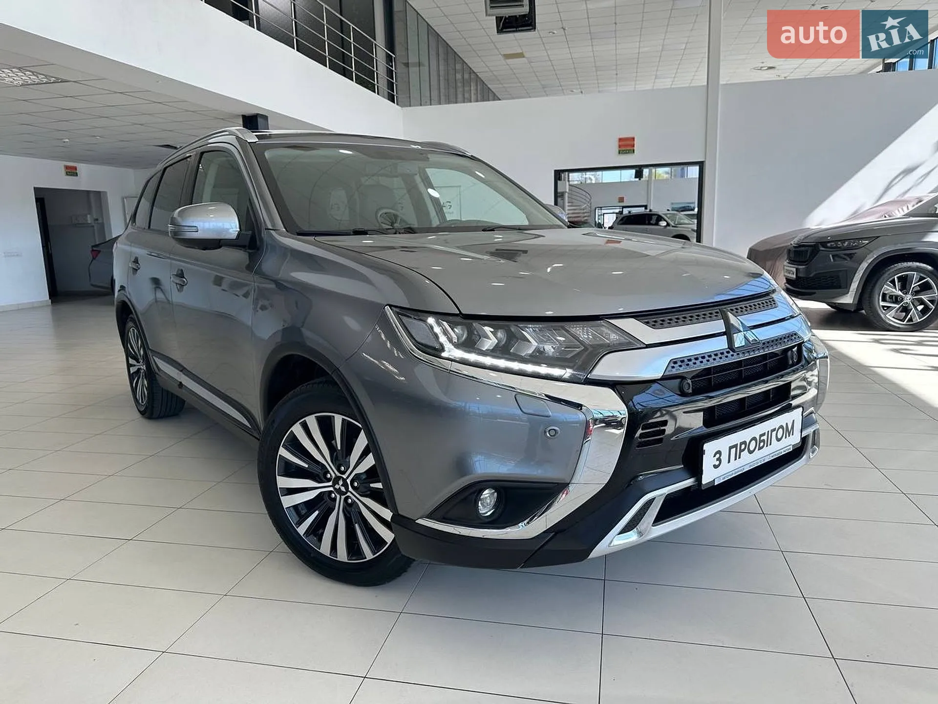 2020 Mitsubishi Outlander - мініатюра 15