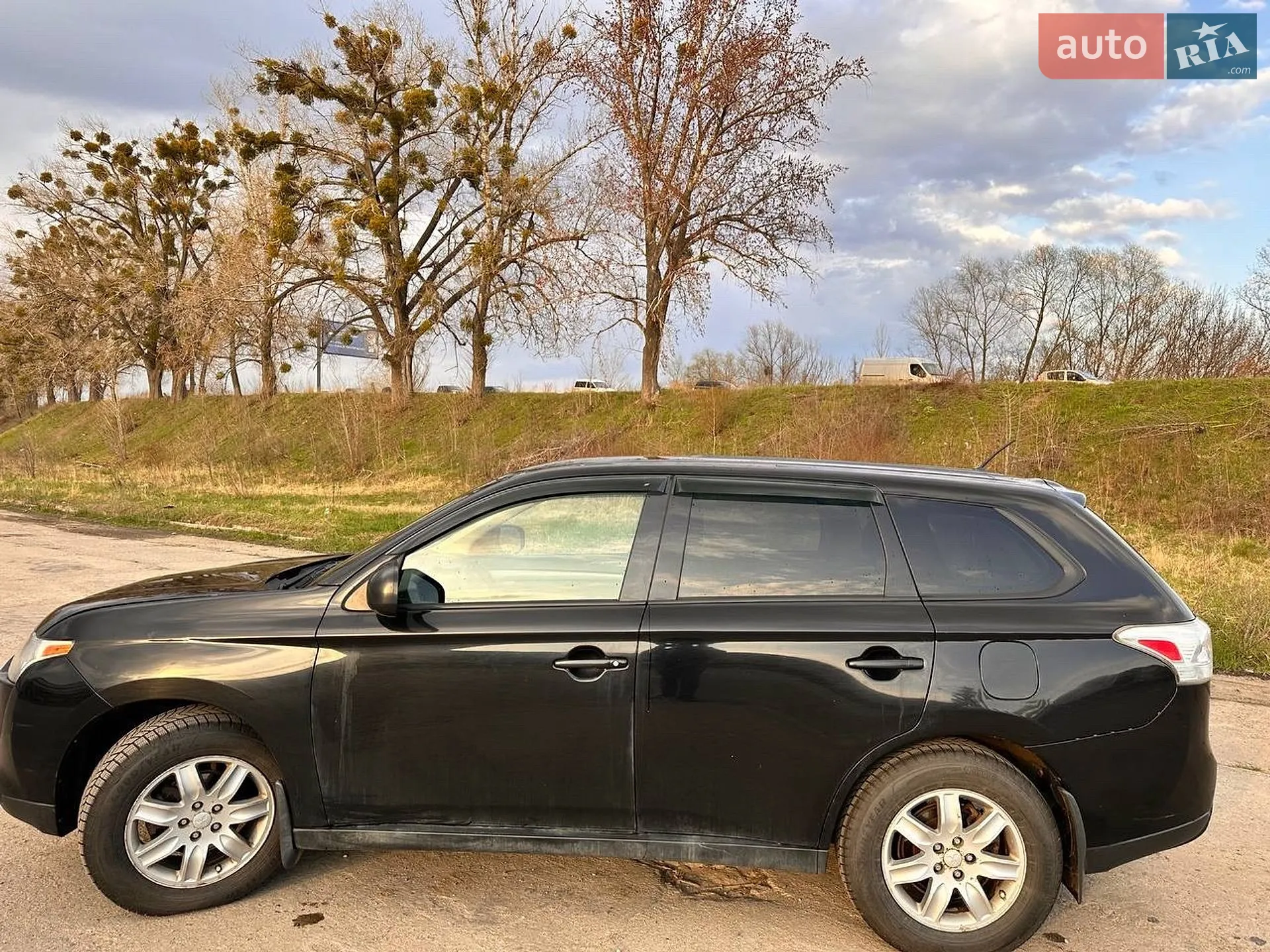 2013 Mitsubishi Outlander - мініатюра 11