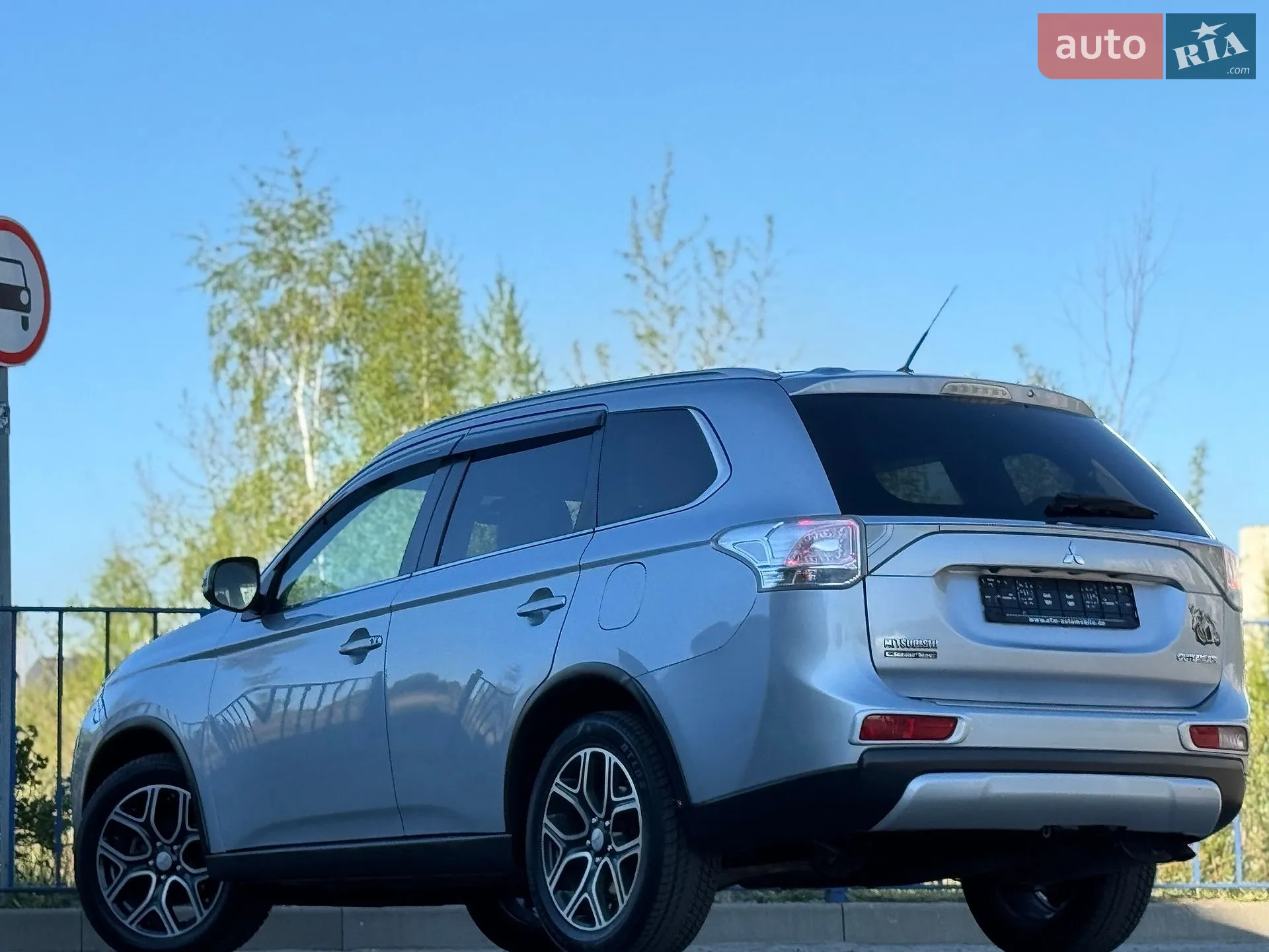 2015 Mitsubishi Outlander - мініатюра 23