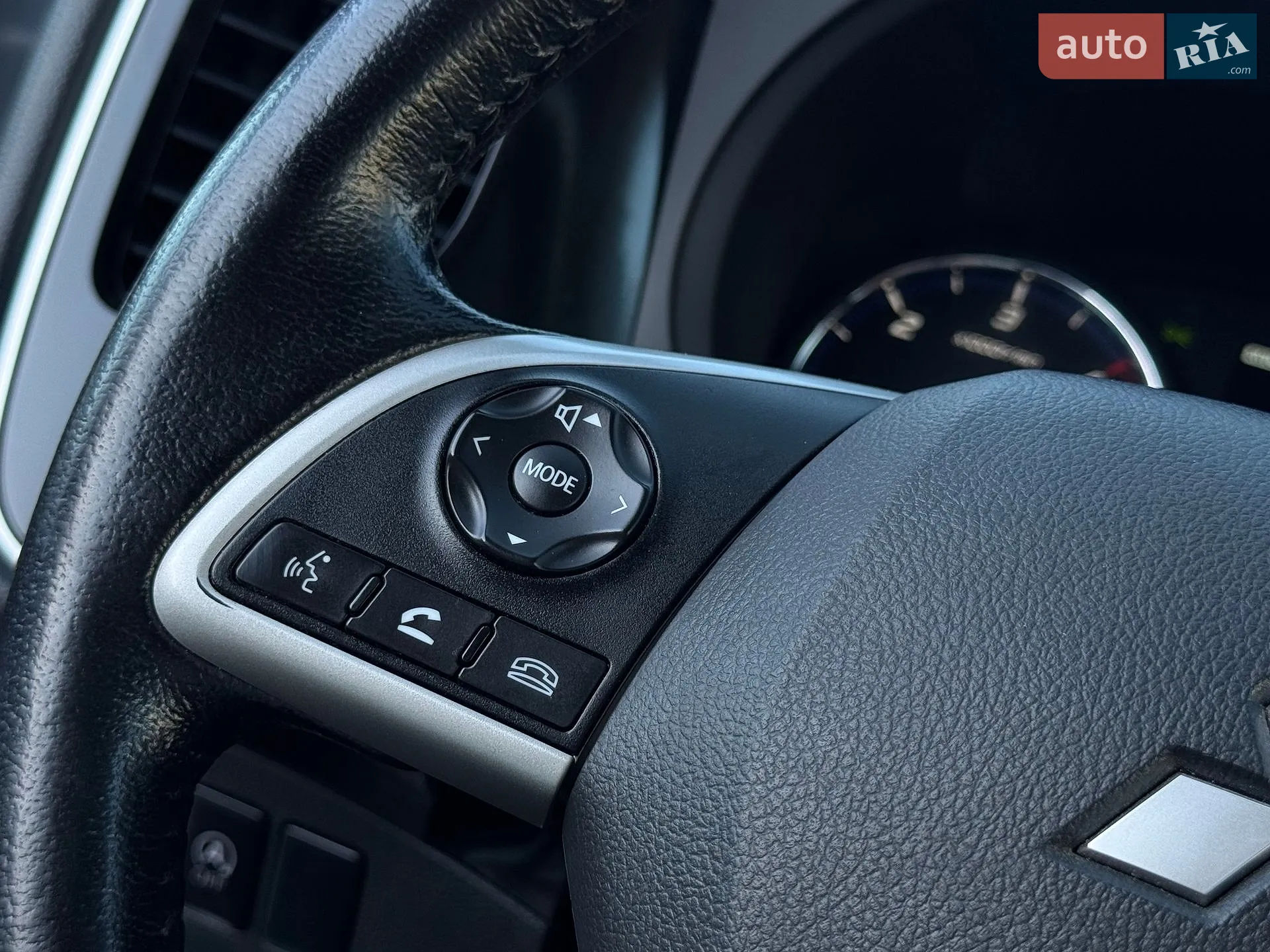 2015 Mitsubishi Outlander - мініатюра 61