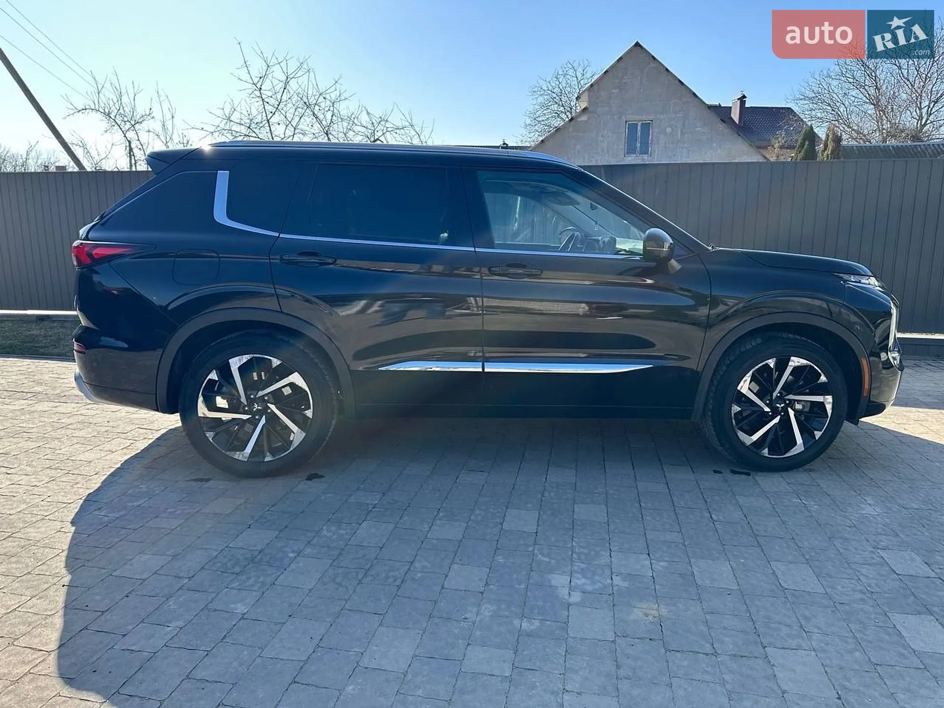 2021 Mitsubishi Outlander - мініатюра 9