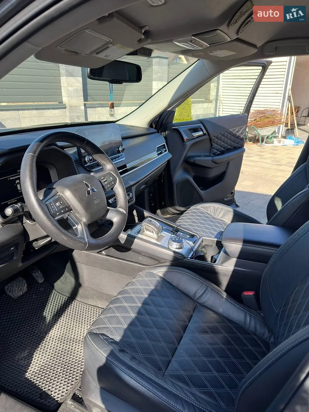 2021 Mitsubishi Outlander - мініатюра 19