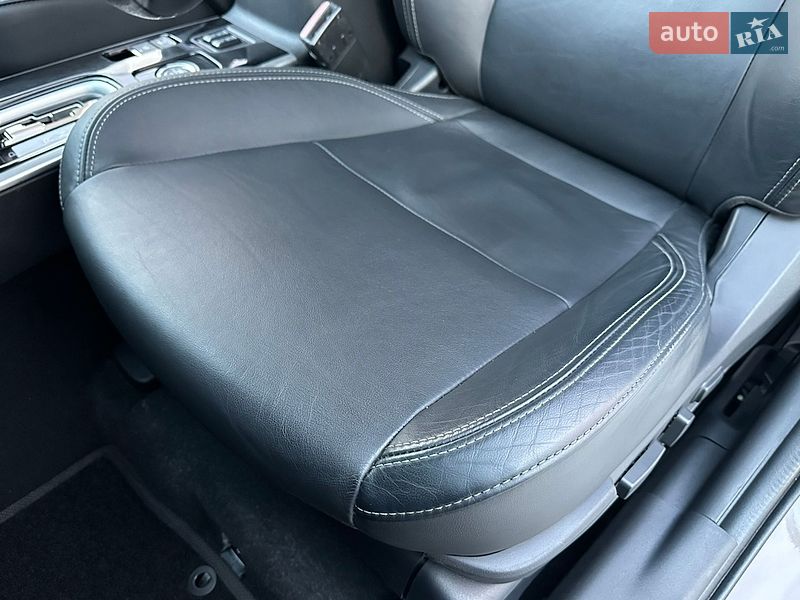Позашляховик / Кросовер Mitsubishi Outlander 2019 в Вінниці