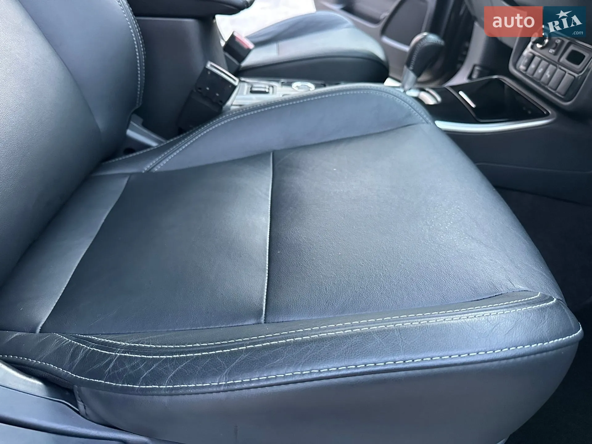 2019 Mitsubishi Outlander - мініатюра 117