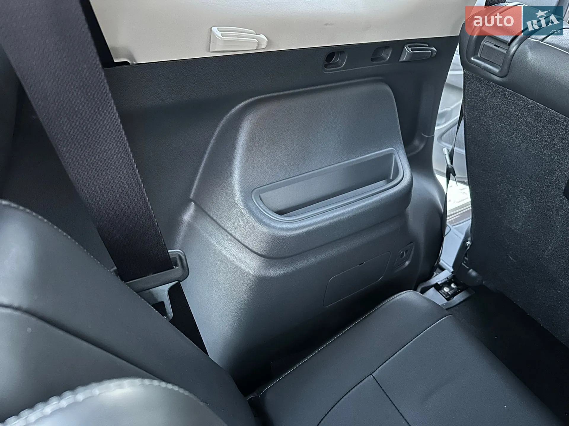 2019 Mitsubishi Outlander - мініатюра 143
