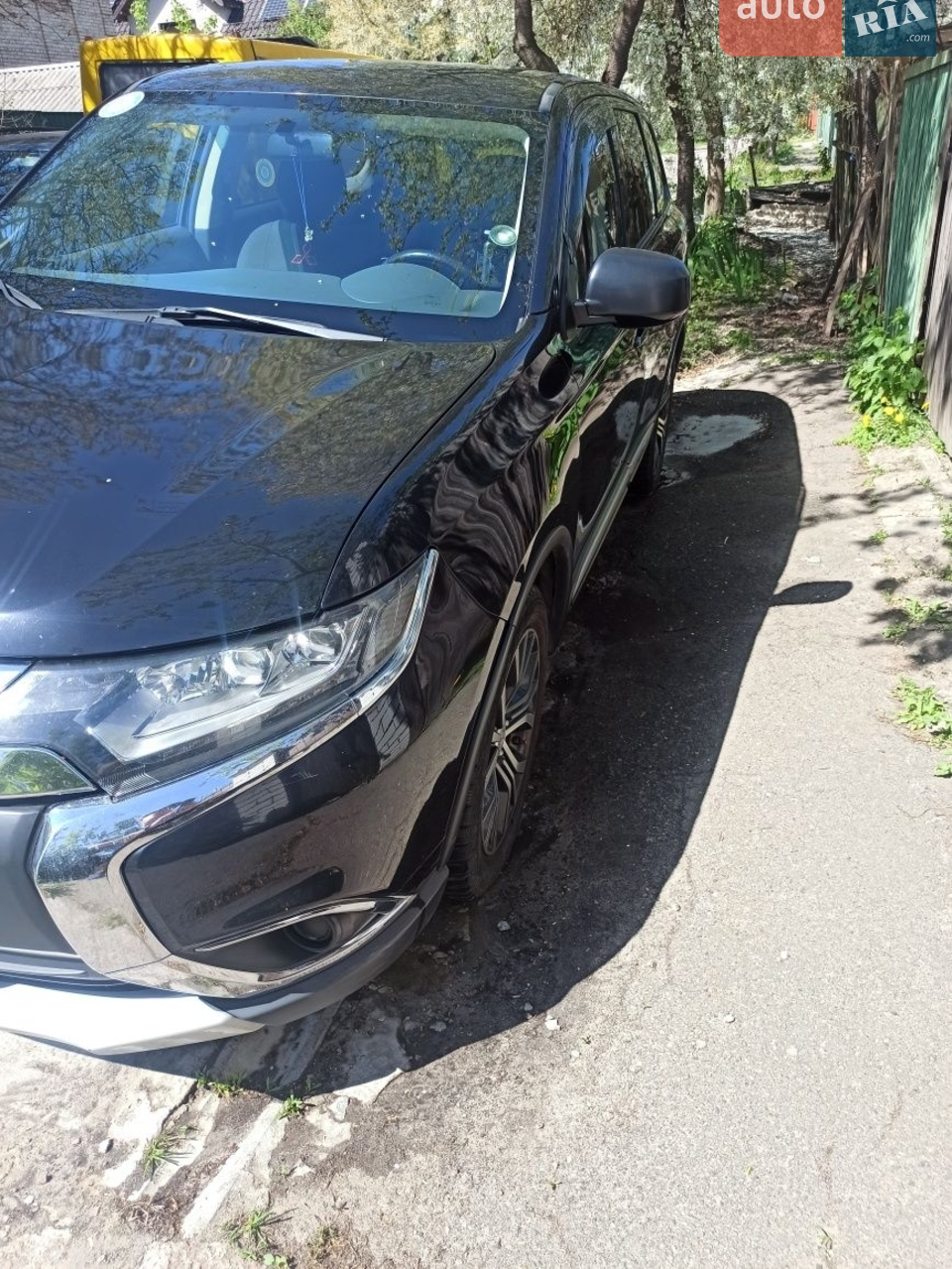 2015 Mitsubishi Outlander - мініатюра 13
