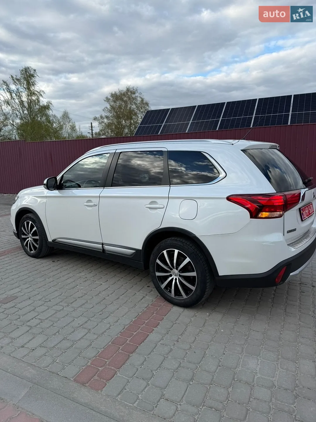 2016 Mitsubishi Outlander - мініатюра 15