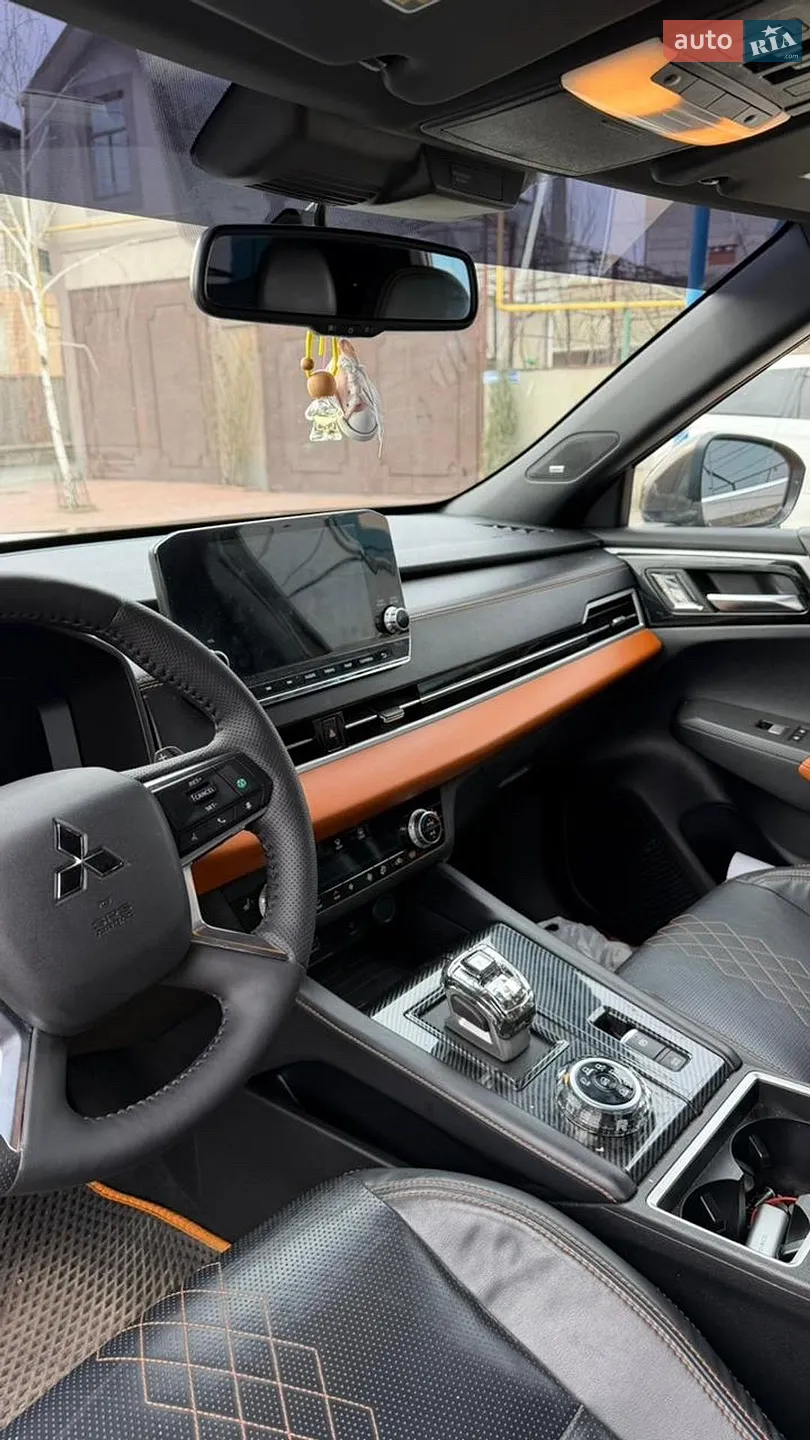 2021 Mitsubishi Outlander - мініатюра 9