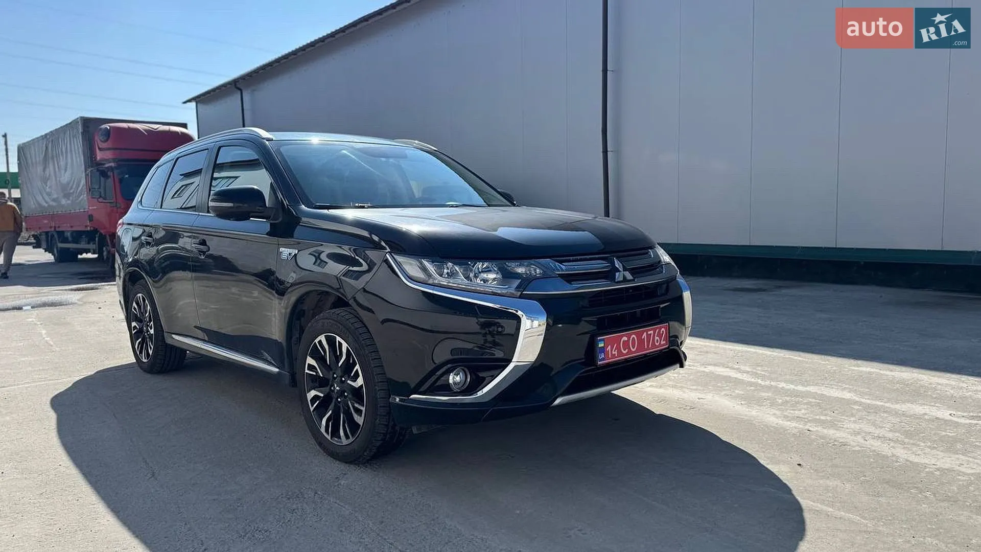 2016 Mitsubishi Outlander - мініатюра 3