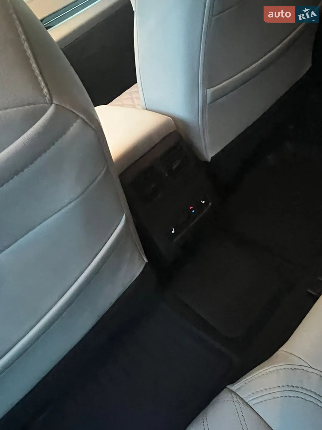 2023 Mitsubishi Outlander - мініатюра 41