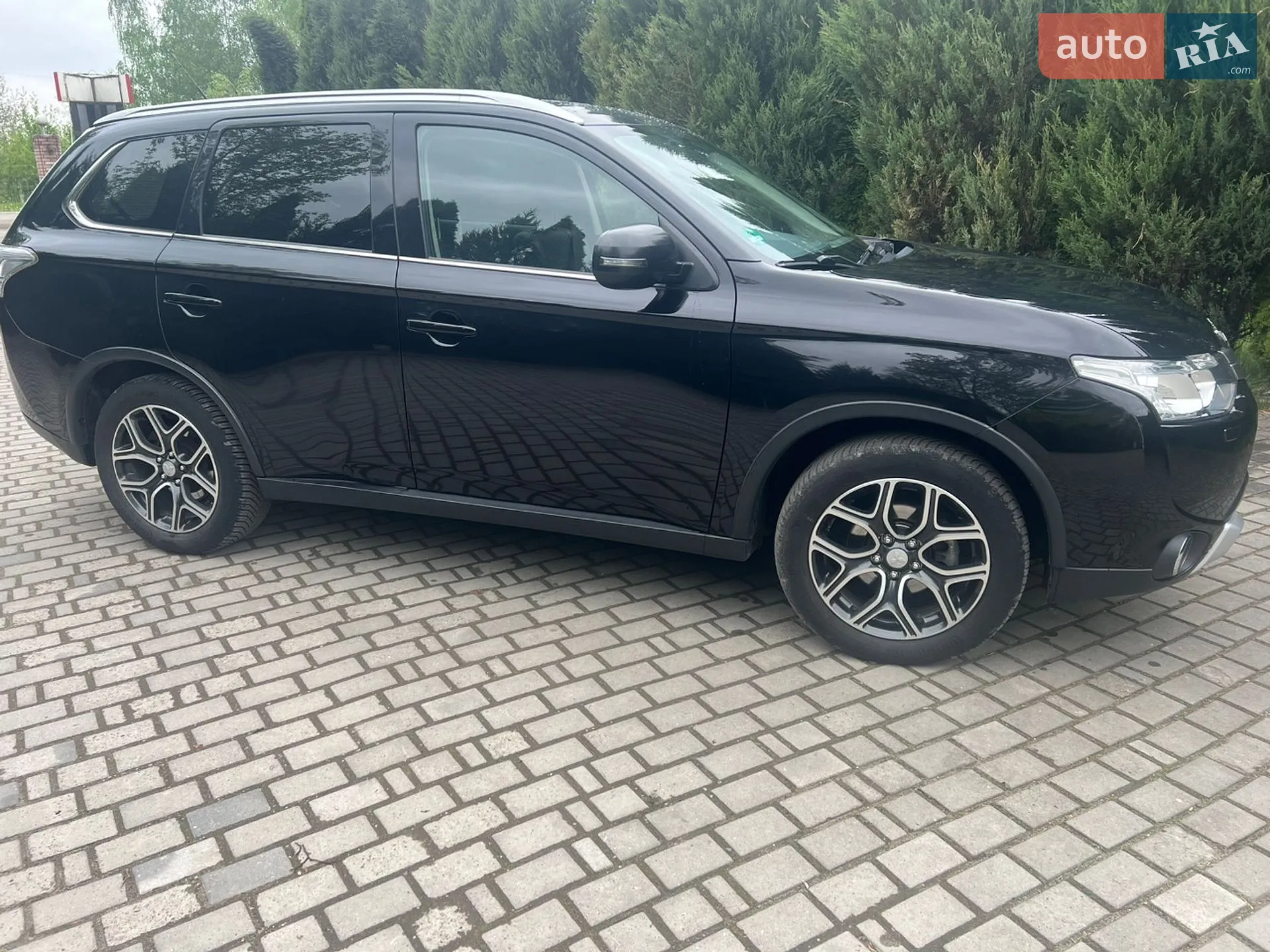 2014 Mitsubishi Outlander - мініатюра 4