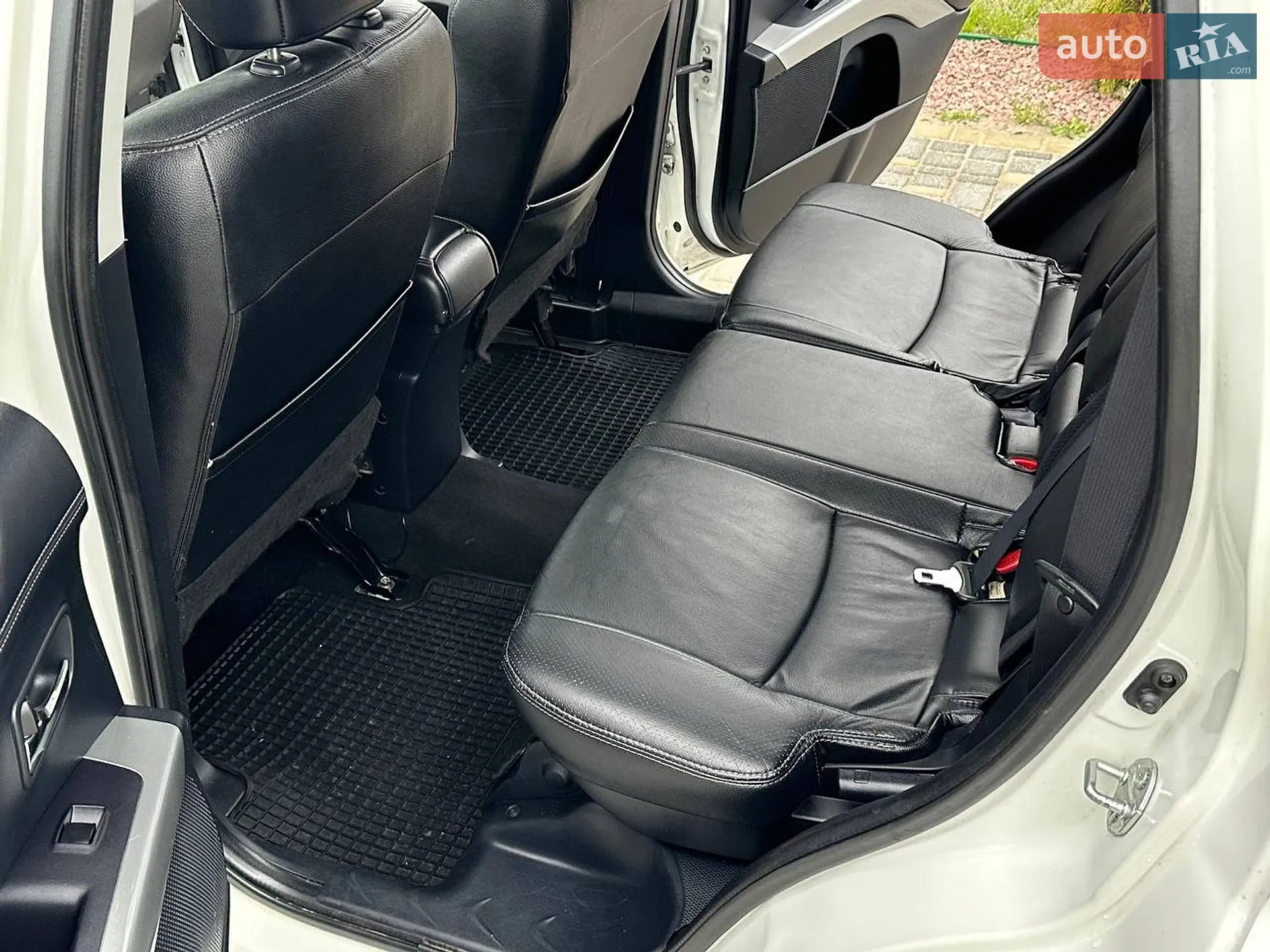 2012 Mitsubishi Outlander - мініатюра 29