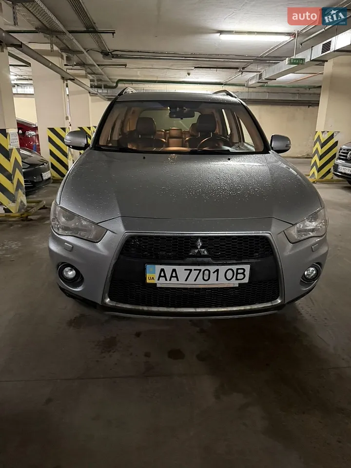 2011 Mitsubishi Outlander - мініатюра 36