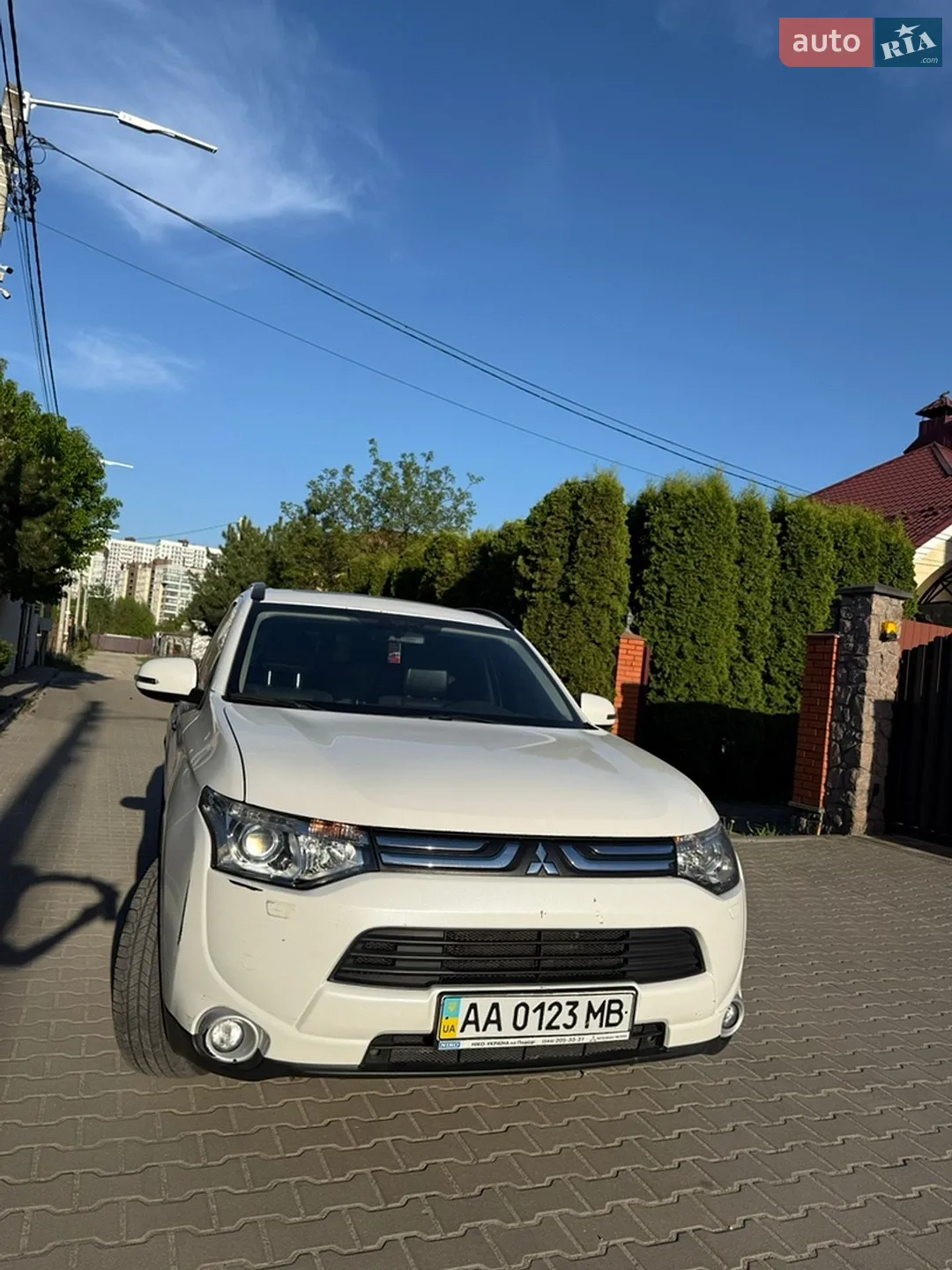 2013 Mitsubishi Outlander - мініатюра 11