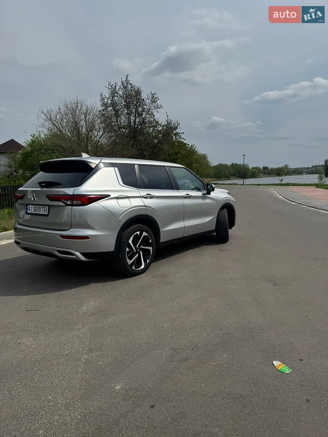 2022 Mitsubishi Outlander - мініатюра 5