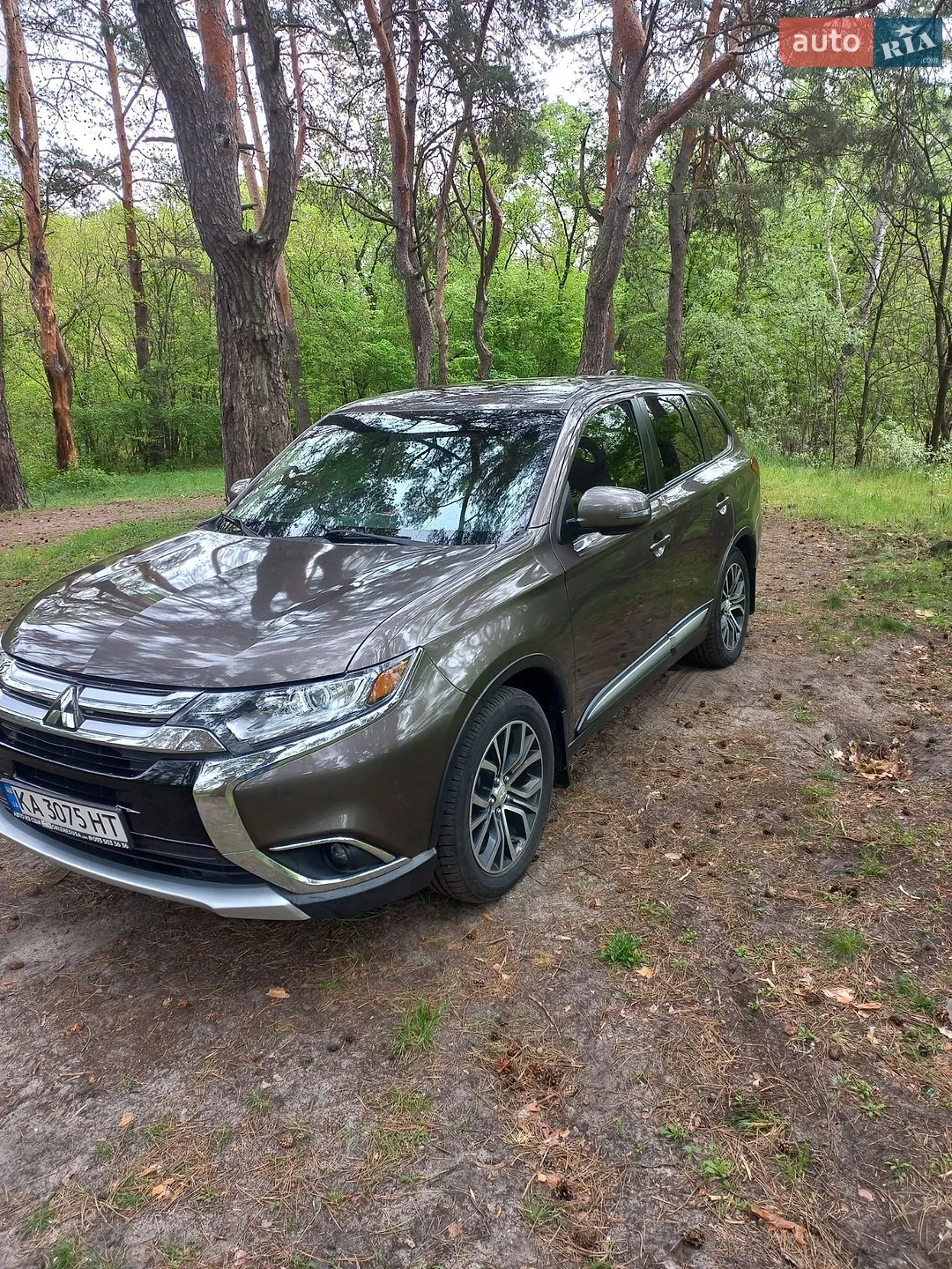 2017 Mitsubishi Outlander - мініатюра 2